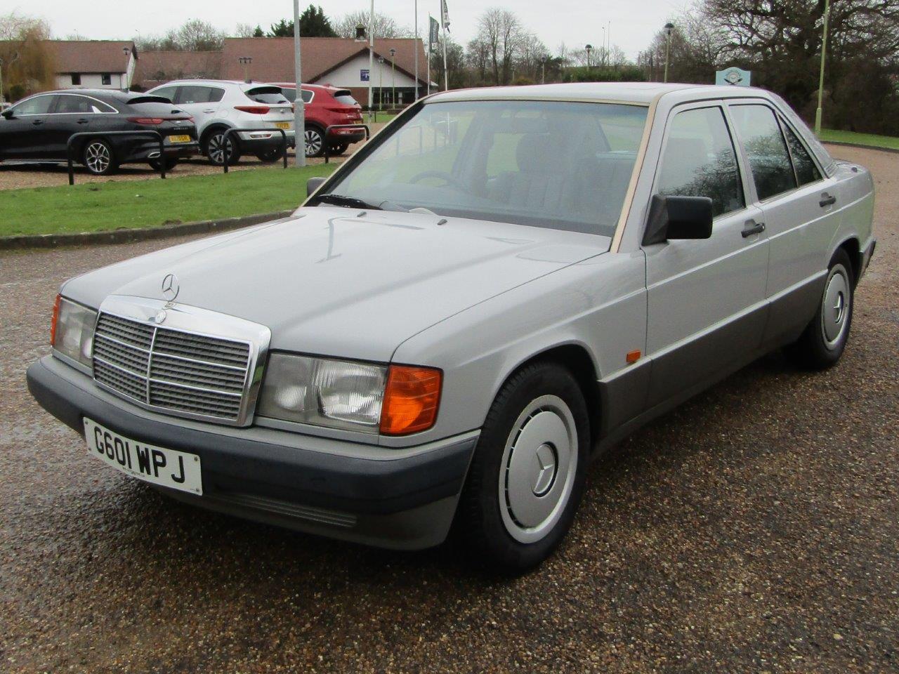 1990 Mercedes 190E Auto - Image 5 of 20