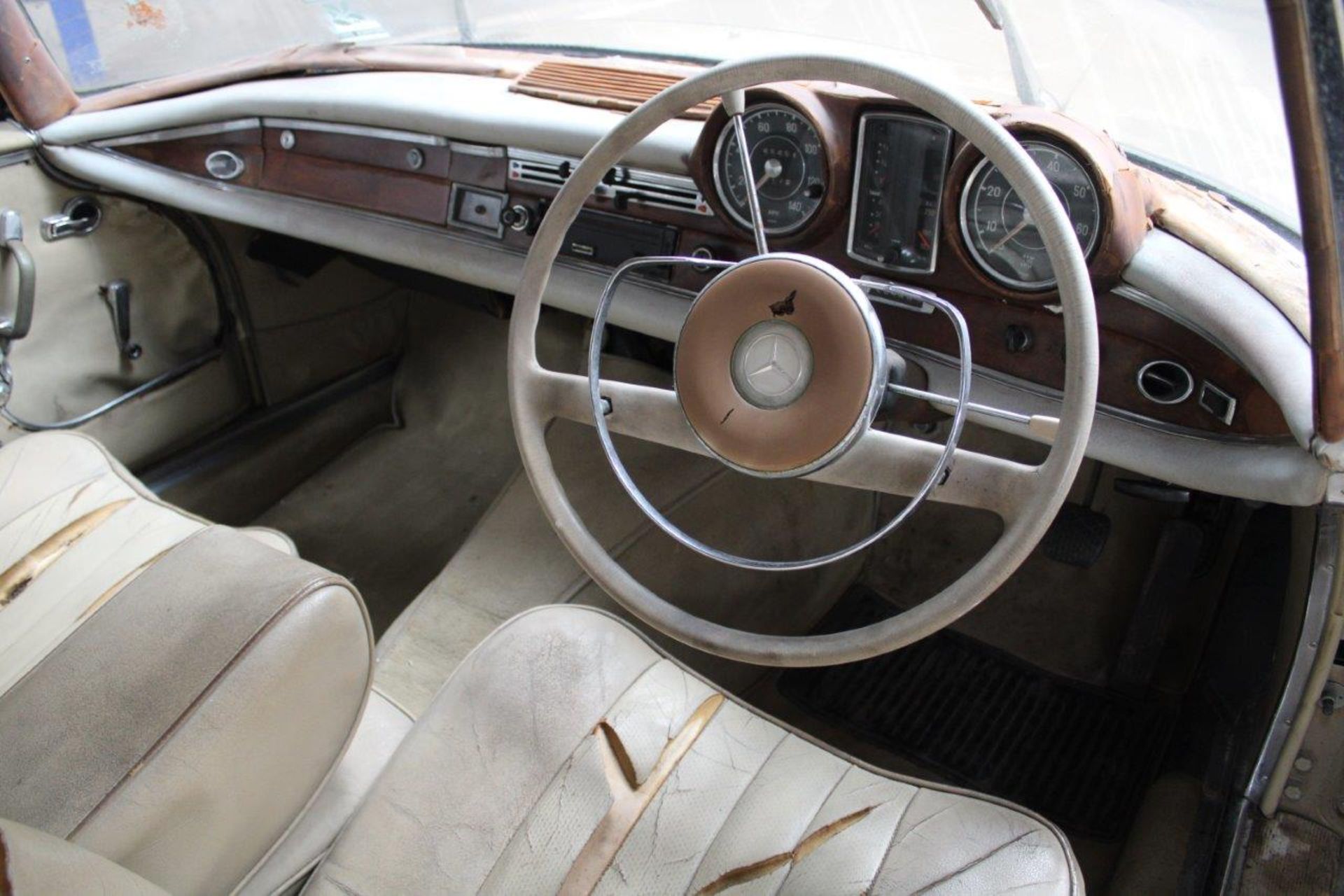 1964 Mercedes Benz 220 SE Cabriolet - Image 27 of 37