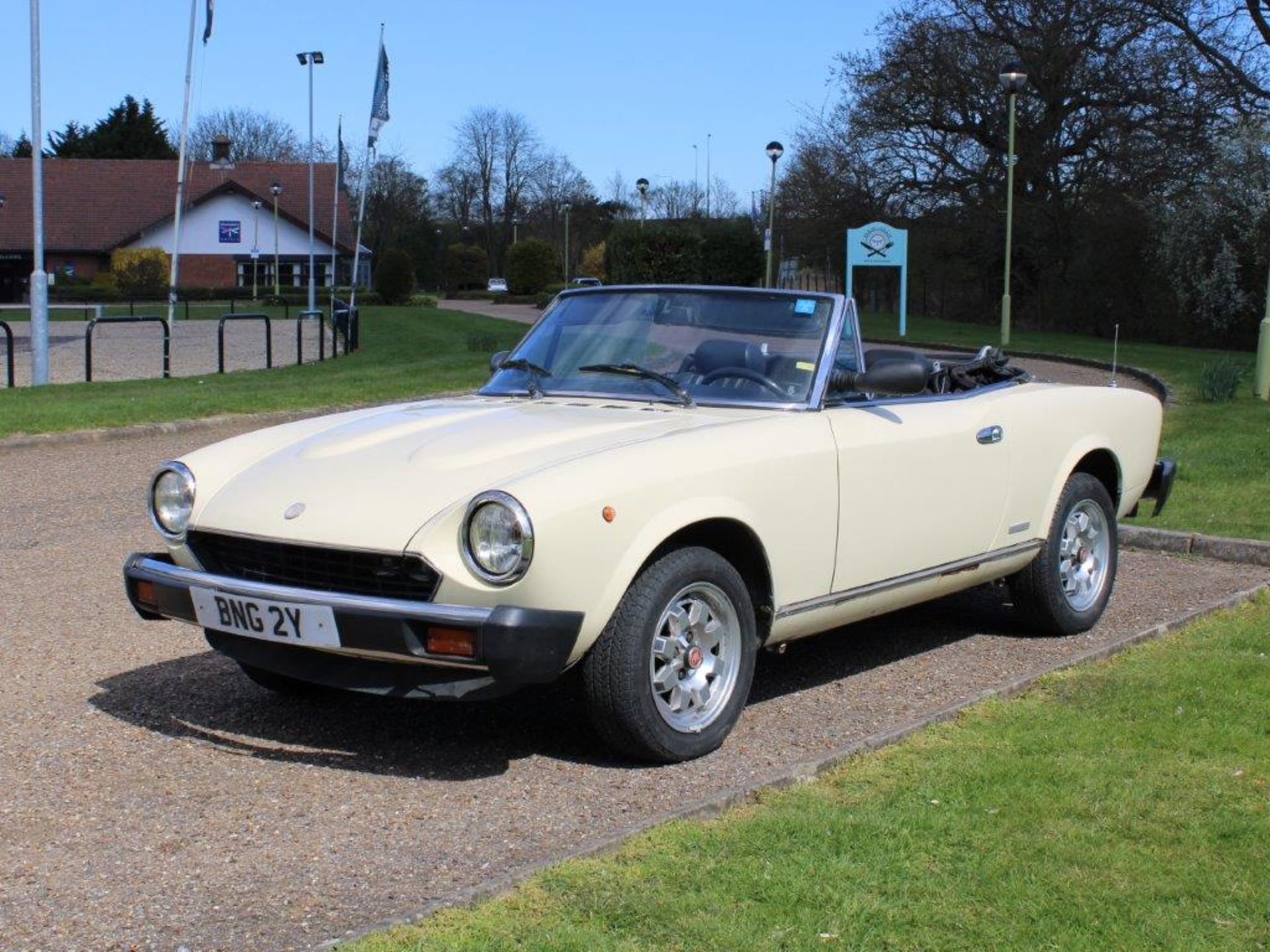1982 Fiat 124 Sport Spider Europa LHD - Image 5 of 29