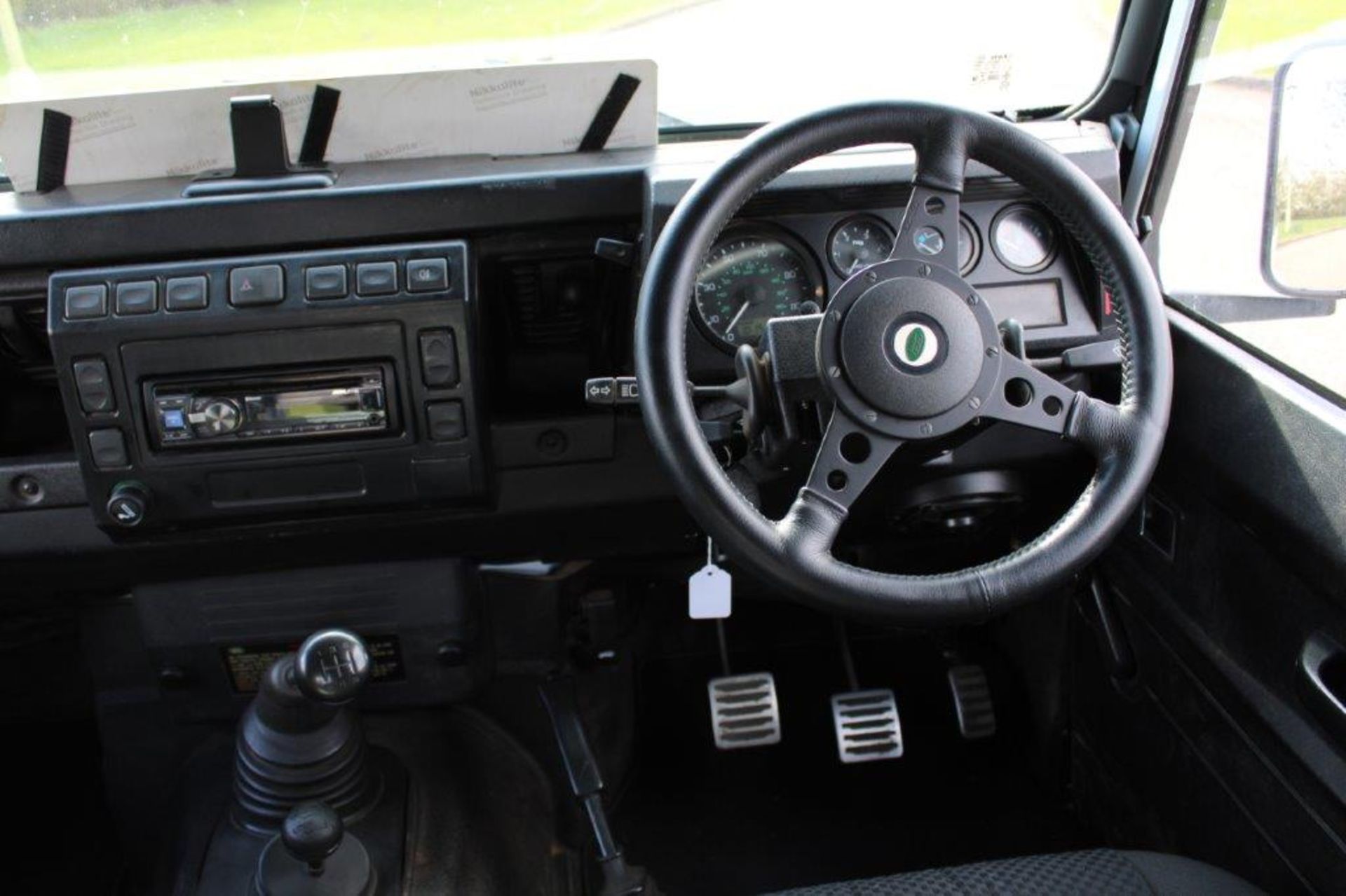2002 Land Rover Defender 2.5 TD5 Pick-up - Image 11 of 17