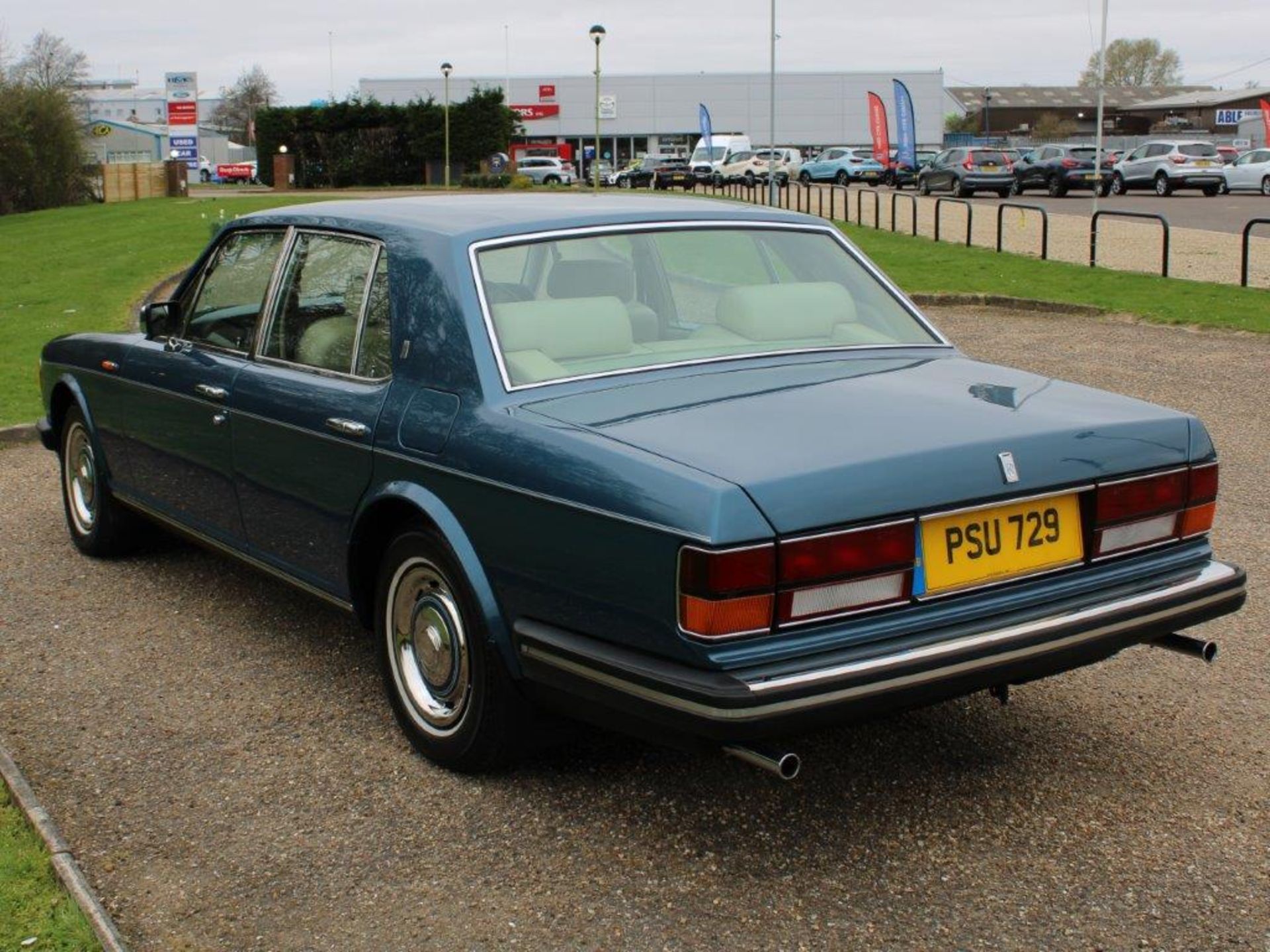 1982 Rolls Royce Silver Spirit 14,666 miles from new - Image 9 of 21