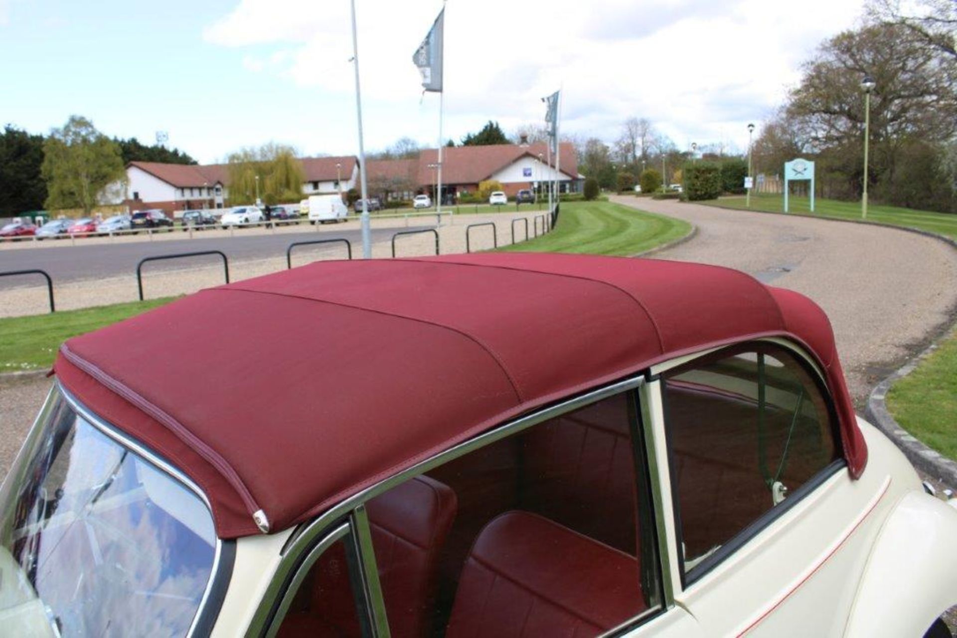 1960 Morris Minor Convertible - Image 37 of 39