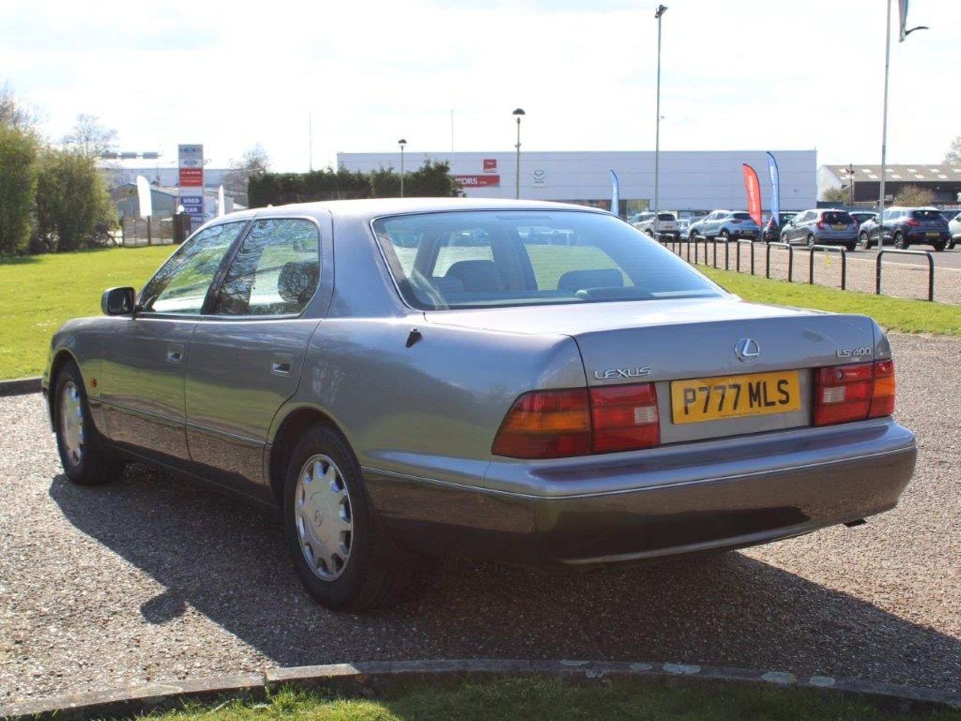 1997 Lexus LS400 Auto - Image 5 of 19