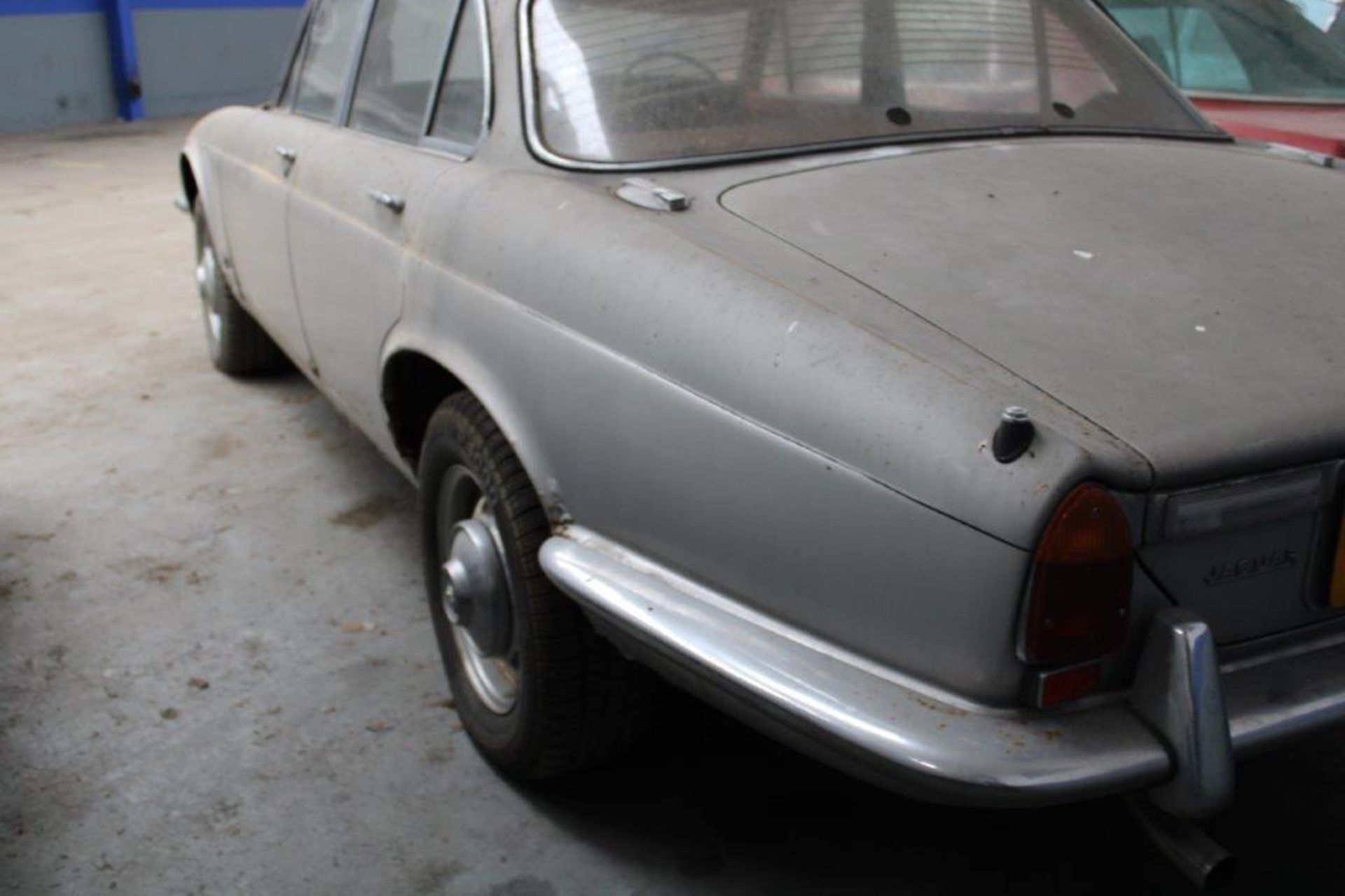 1974 Jaguar XJ6 4.2 Auto Series II - Image 33 of 35