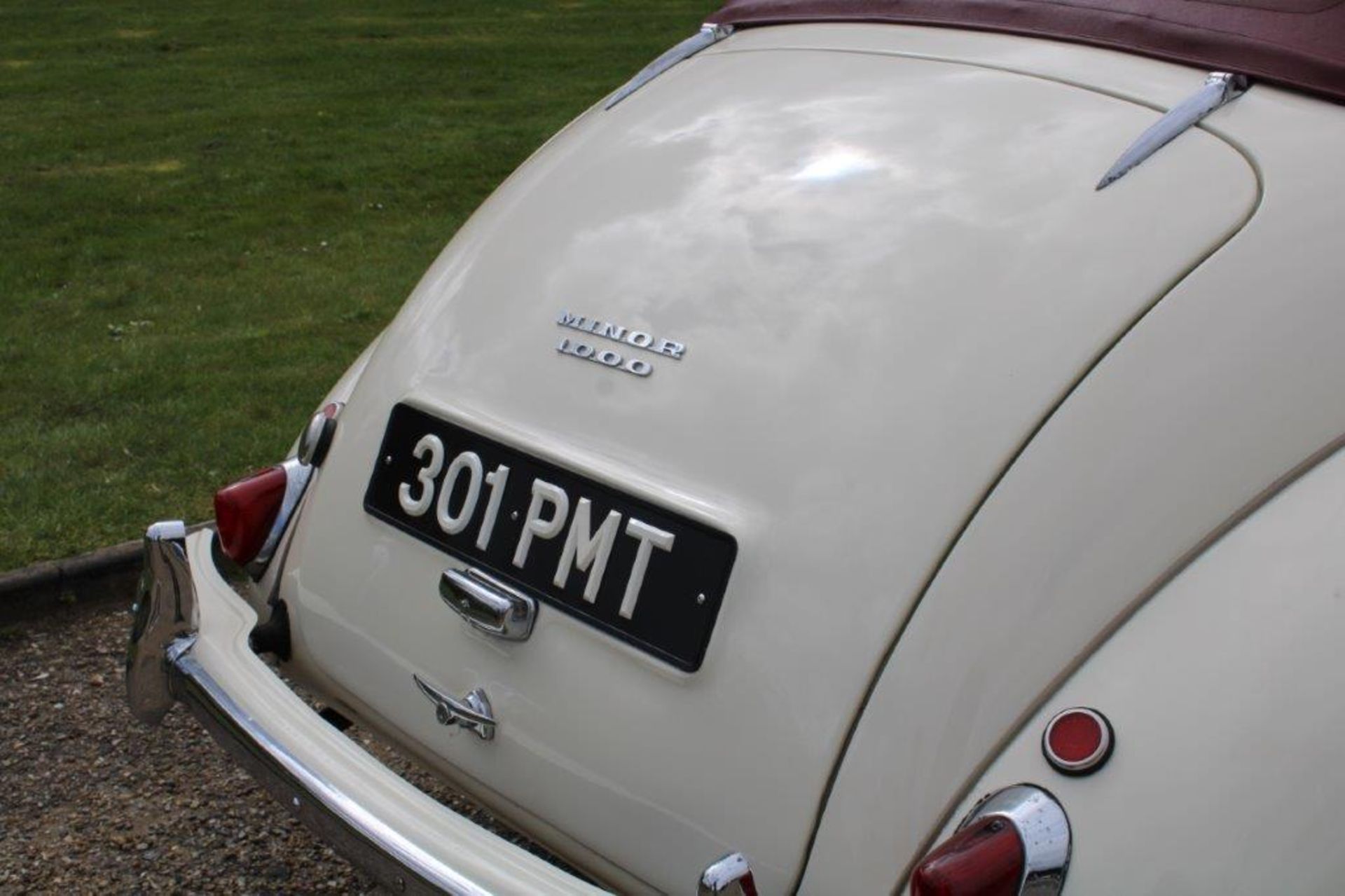 1958 Morris Minor 1000 Convertible - Image 7 of 38
