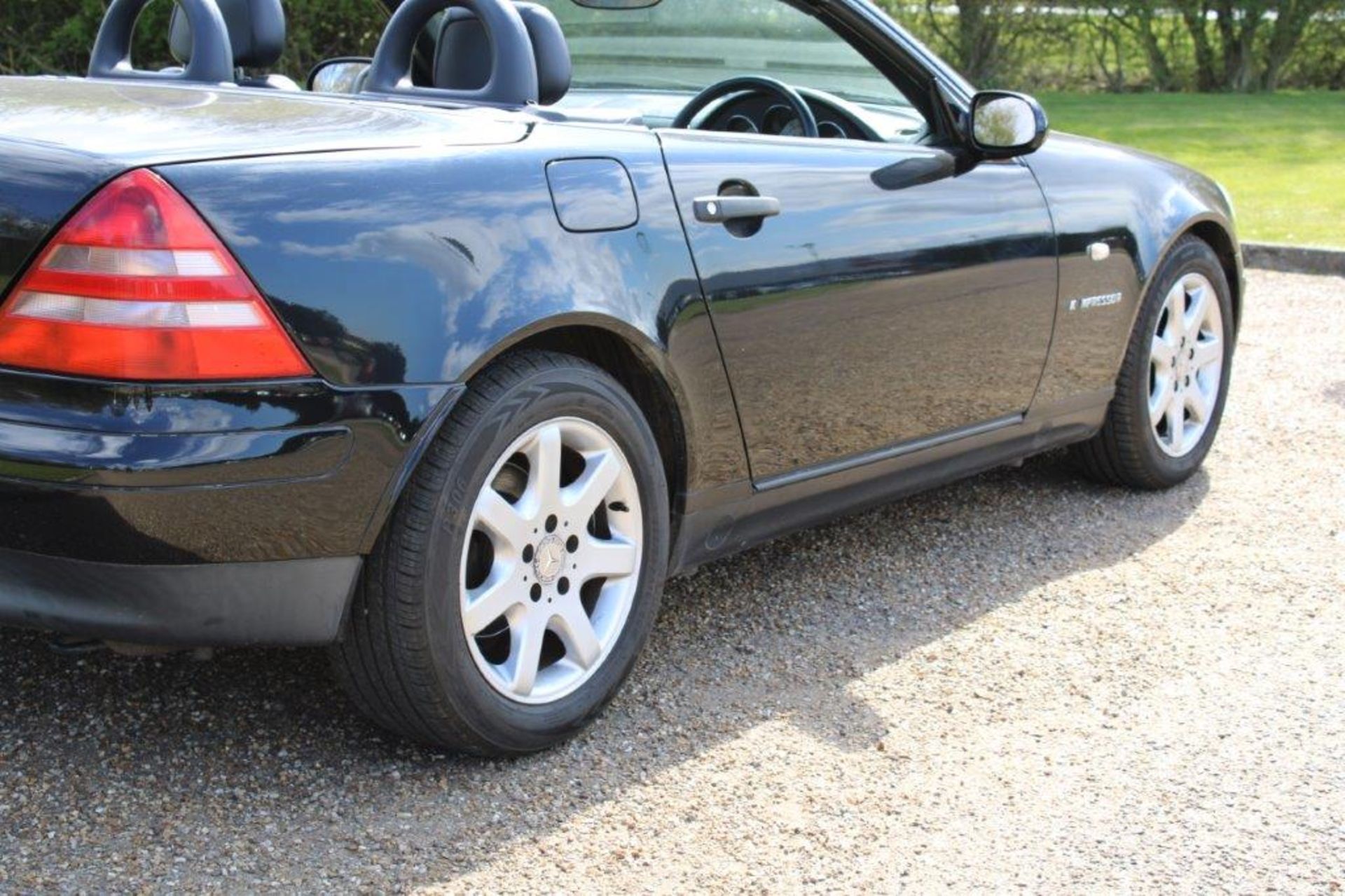 1999 Mercedes SLK 230 Auto - Image 8 of 22