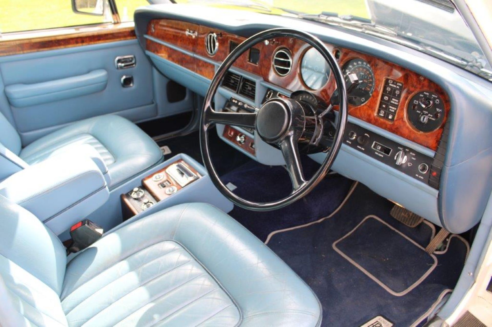 1986 Rolls Royce Silver Spirit - Image 15 of 17