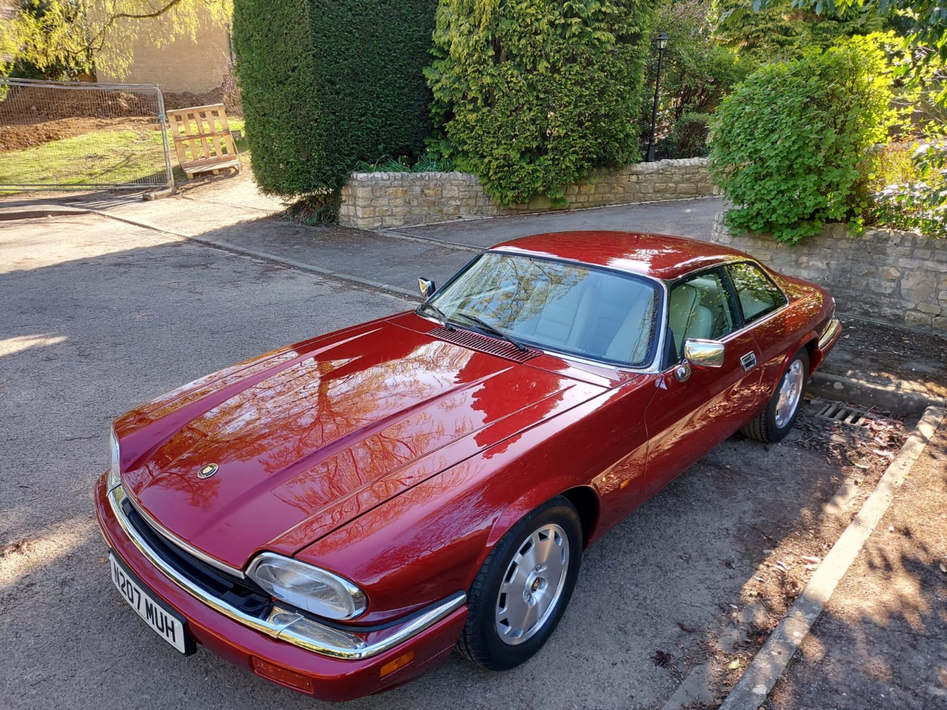 1995 Jaguar XJ-S 4.0 Celebration Auto 6,500 miles from new - Image 2 of 16