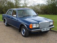 1983 Mercedes W123 200 Auto Saloon