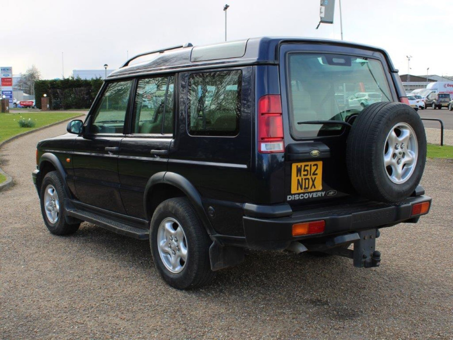 2000 Land Rover Discovery II V8 ES Auto - Image 4 of 14