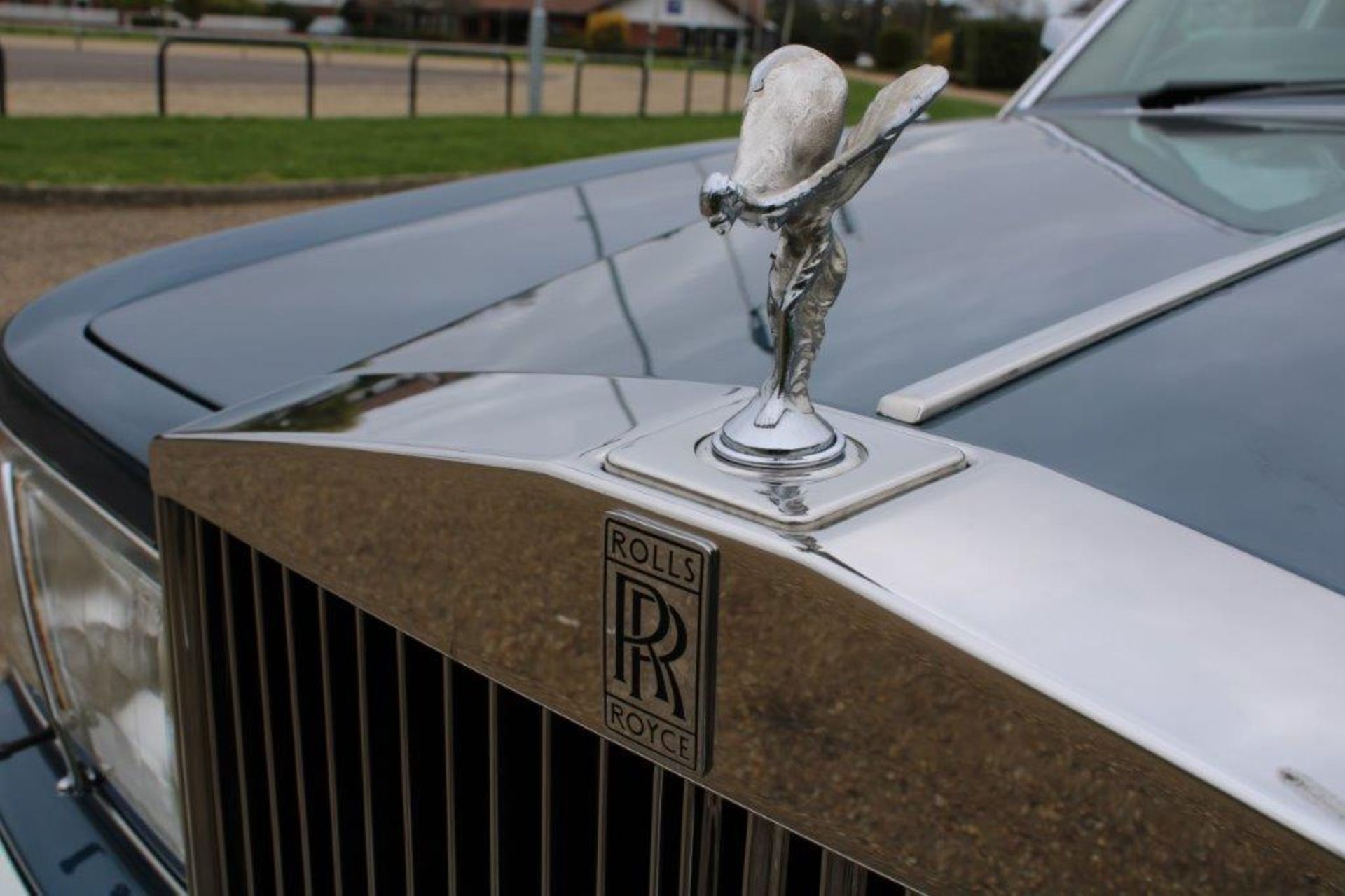 1982 Rolls Royce Silver Spirit 14,666 miles from new - Image 3 of 21