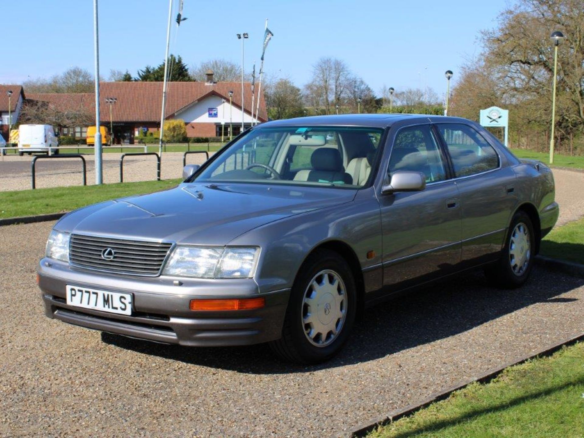 1997 Lexus LS400 Auto - Image 3 of 19