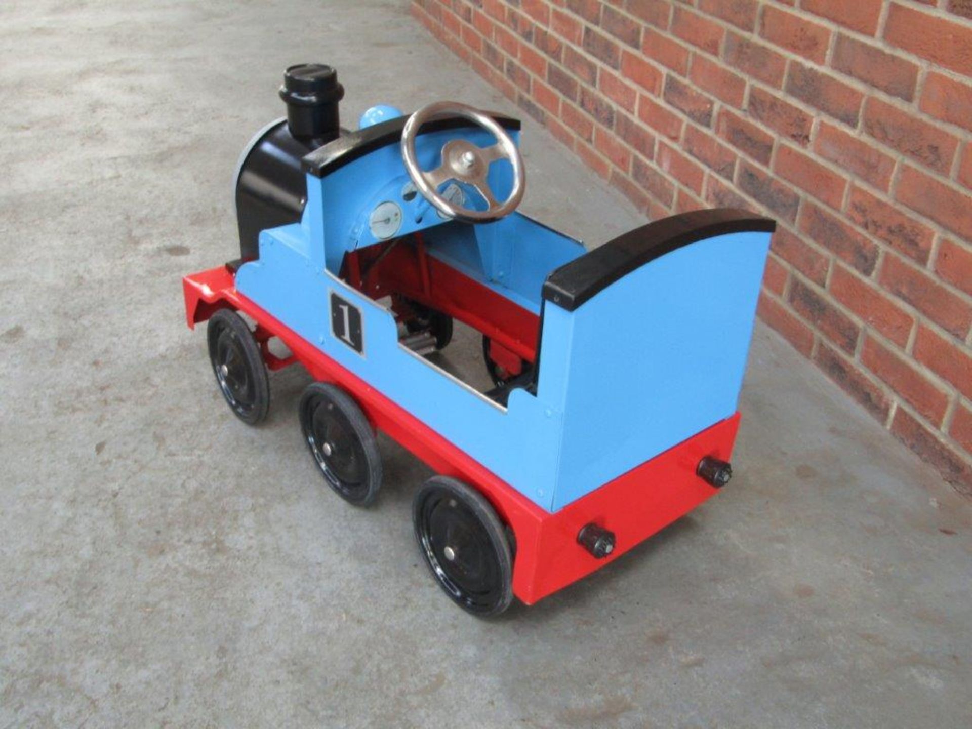 Thomas The Tank Engine Childs Pedal Car - Image 4 of 4