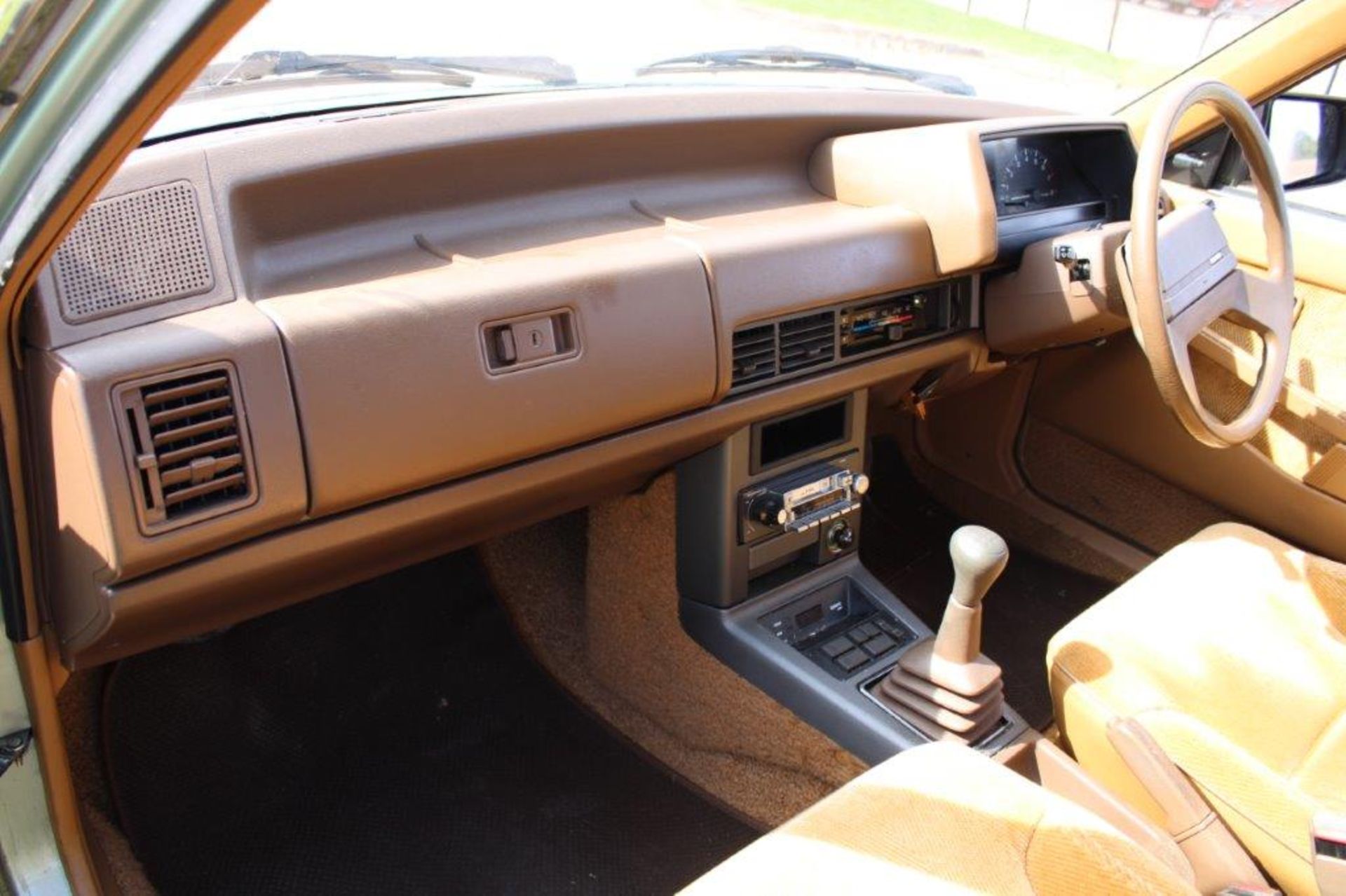 1984 Mazda 626 GLX - Image 11 of 19
