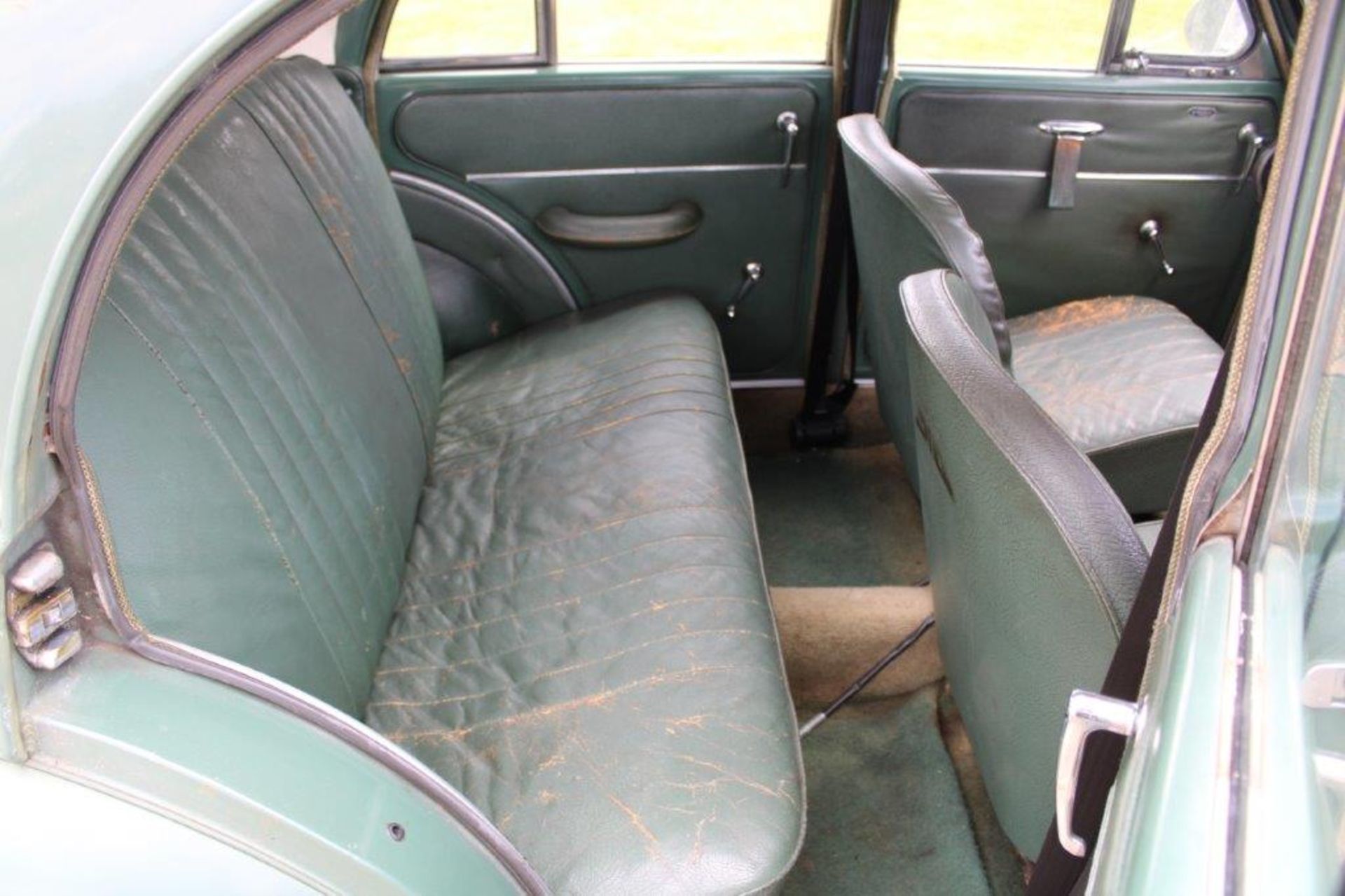 1955 Morris Minor 4dr Saloon Series II - Image 15 of 34