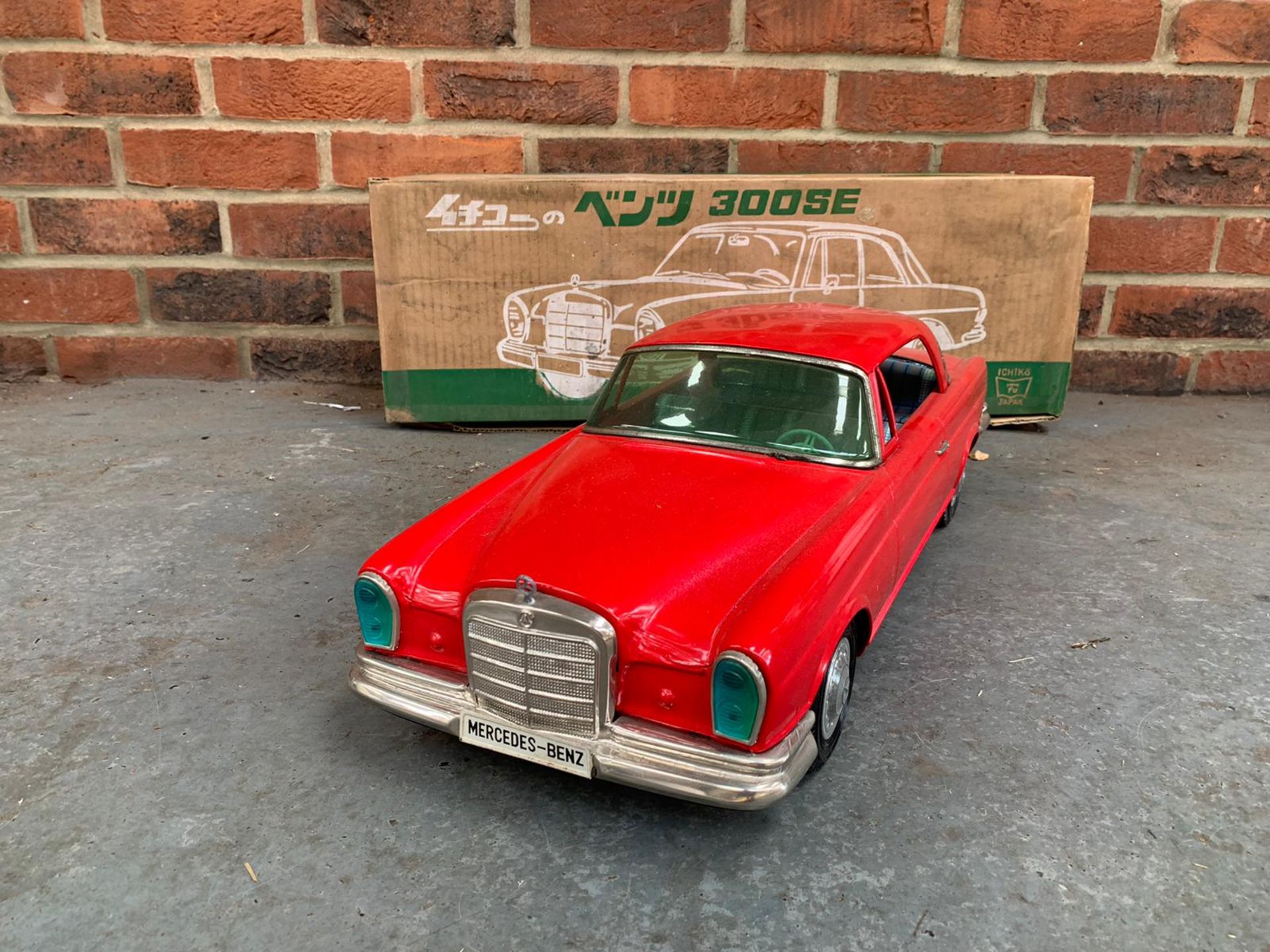 Boxed Model Tin Plate Mercedes 300SE