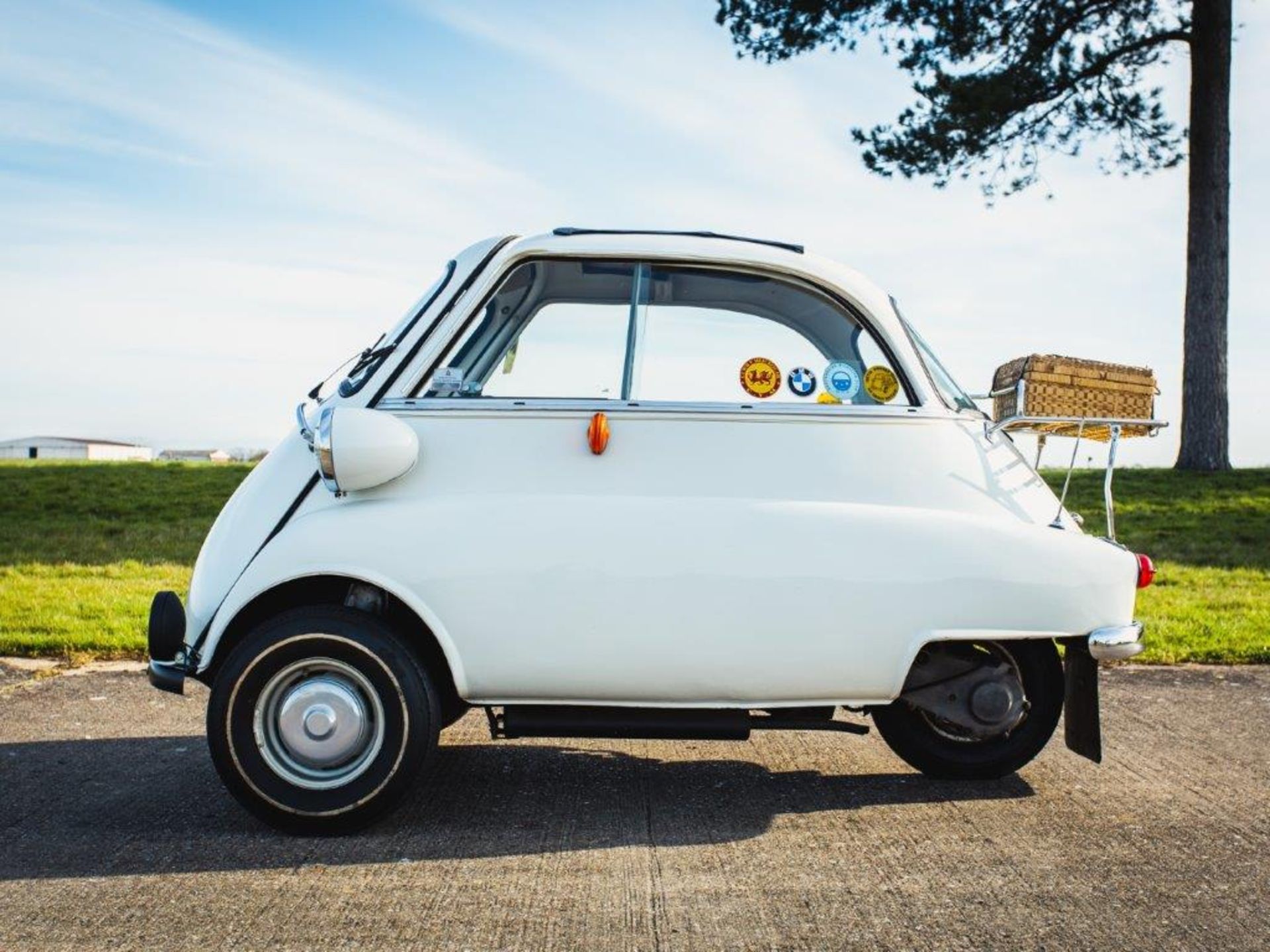 1962 BMW Isetta 300 - Image 2 of 14