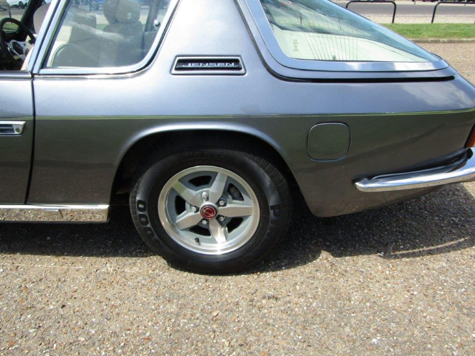 1975 Jensen Interceptor III Auto - Image 9 of 31