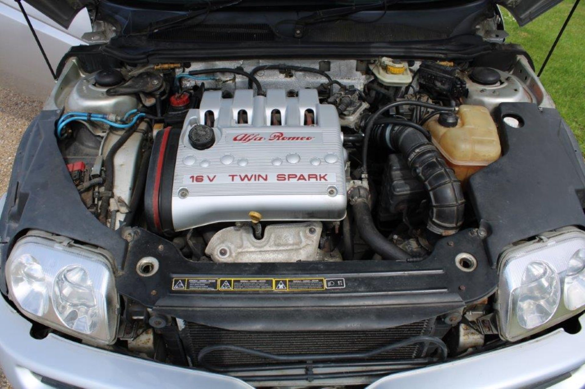 1999 Alfa Romeo GTV Lusso T-Spark 16v - Image 17 of 18