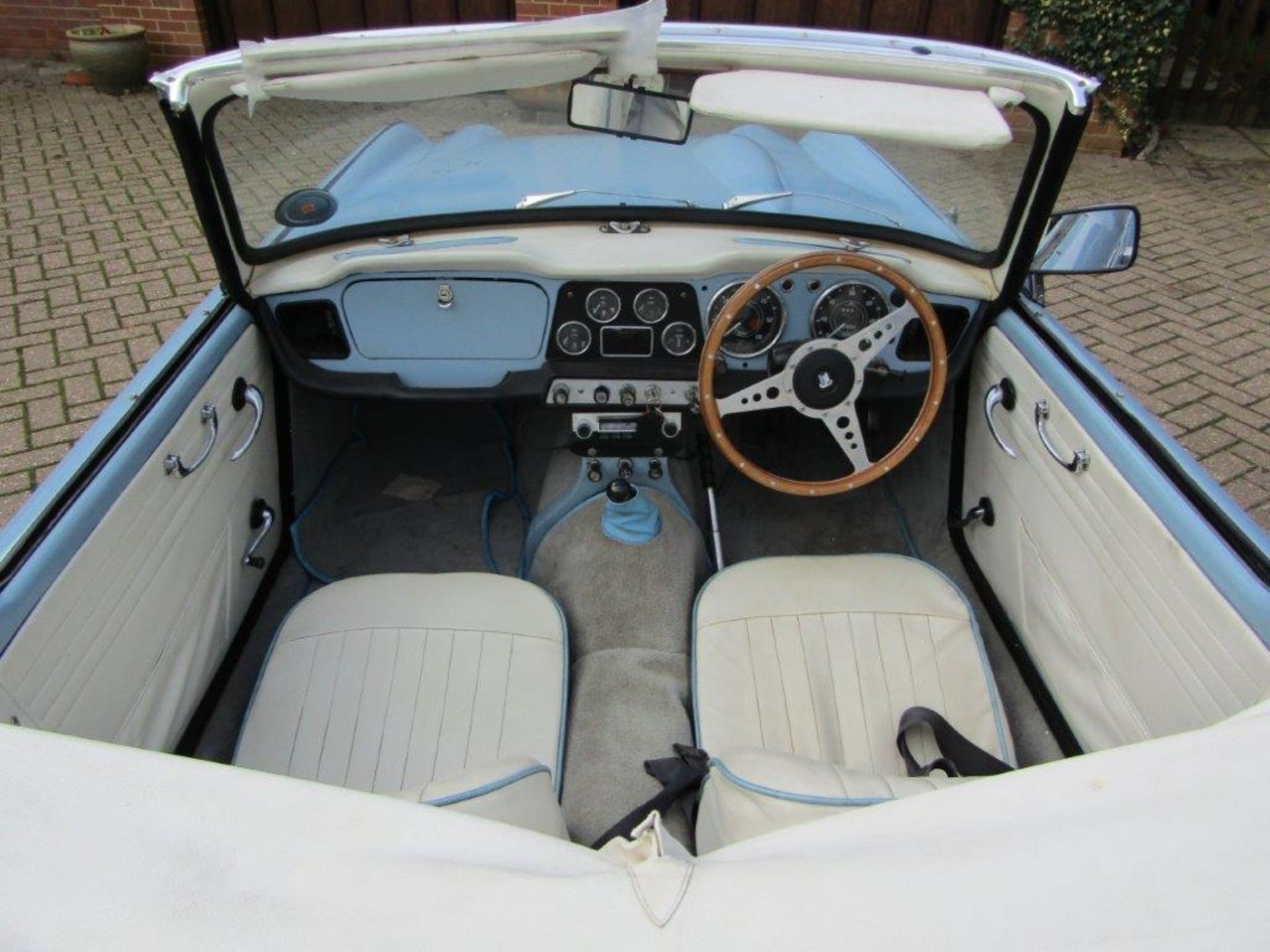 1965 Triumph TR4 - Image 15 of 17