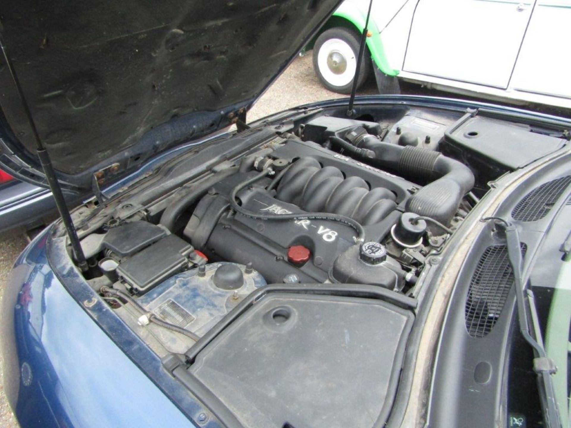 1998 Jaguar XK8 4.0 Coupe Auto - Image 18 of 21