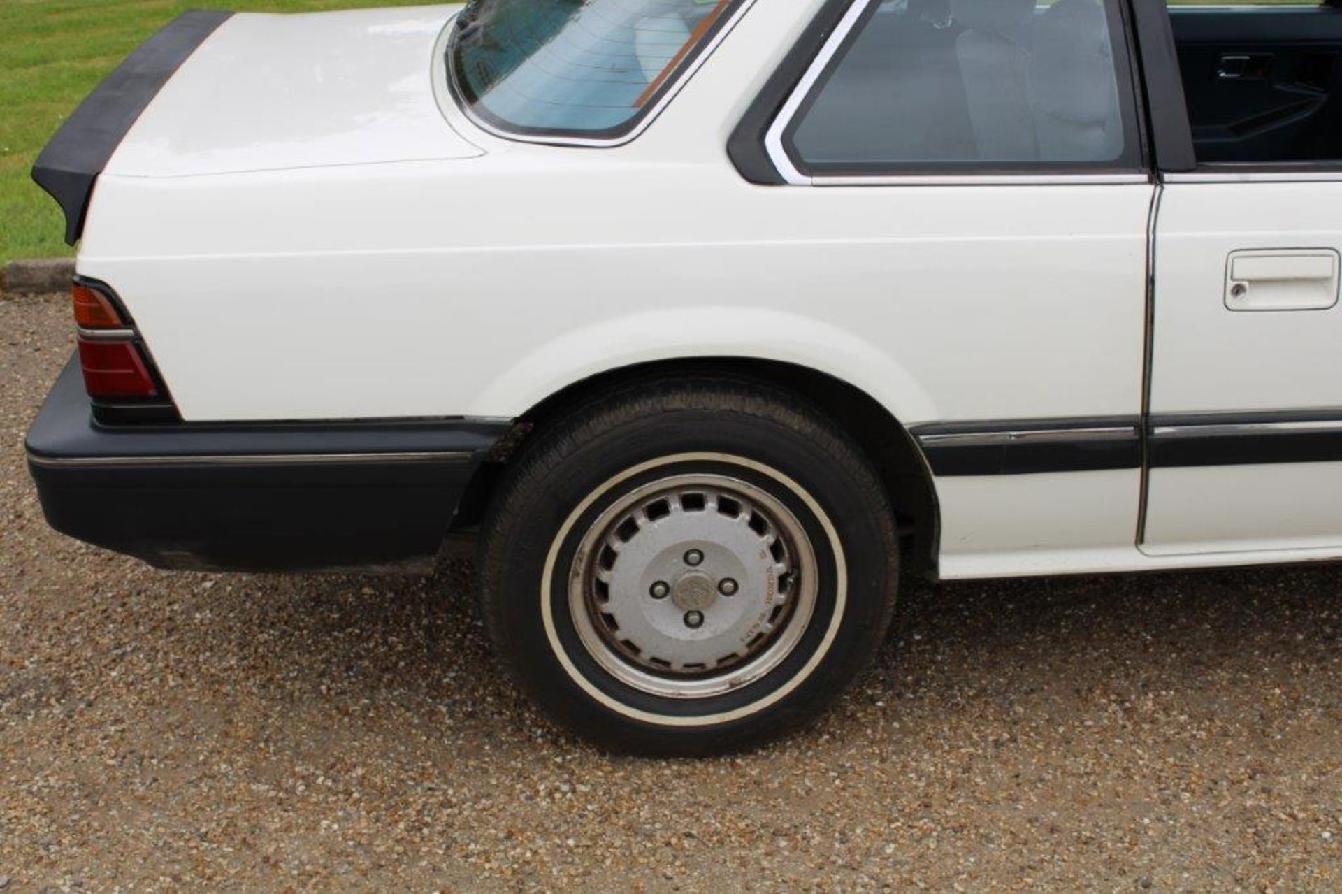 1984 Honda Prelude EX 1.8 Auto - Image 9 of 18