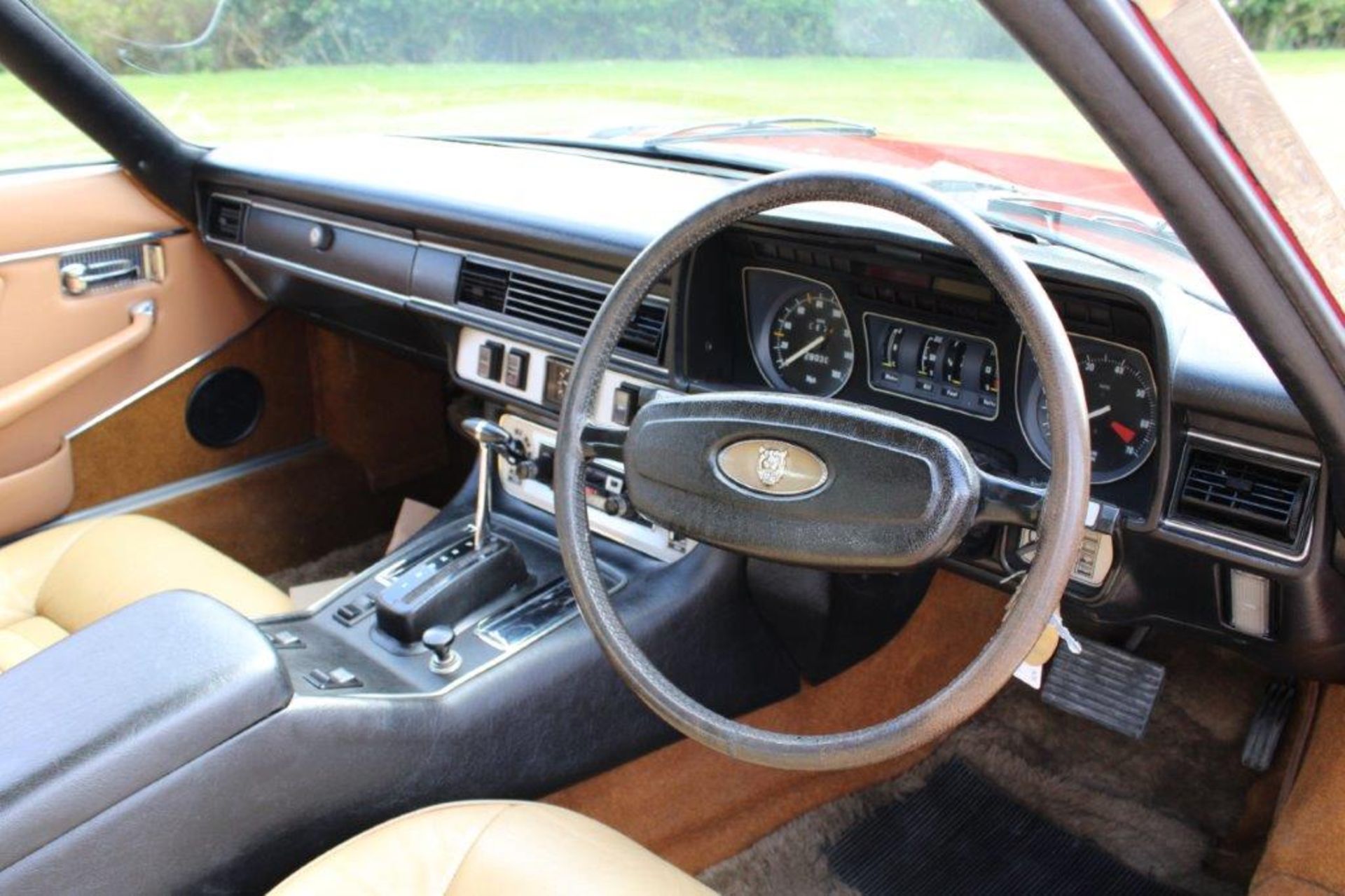 1976 Jaguar XJ-S 5.3 V12 Coupe Auto 29,030 miles from new - Image 13 of 28