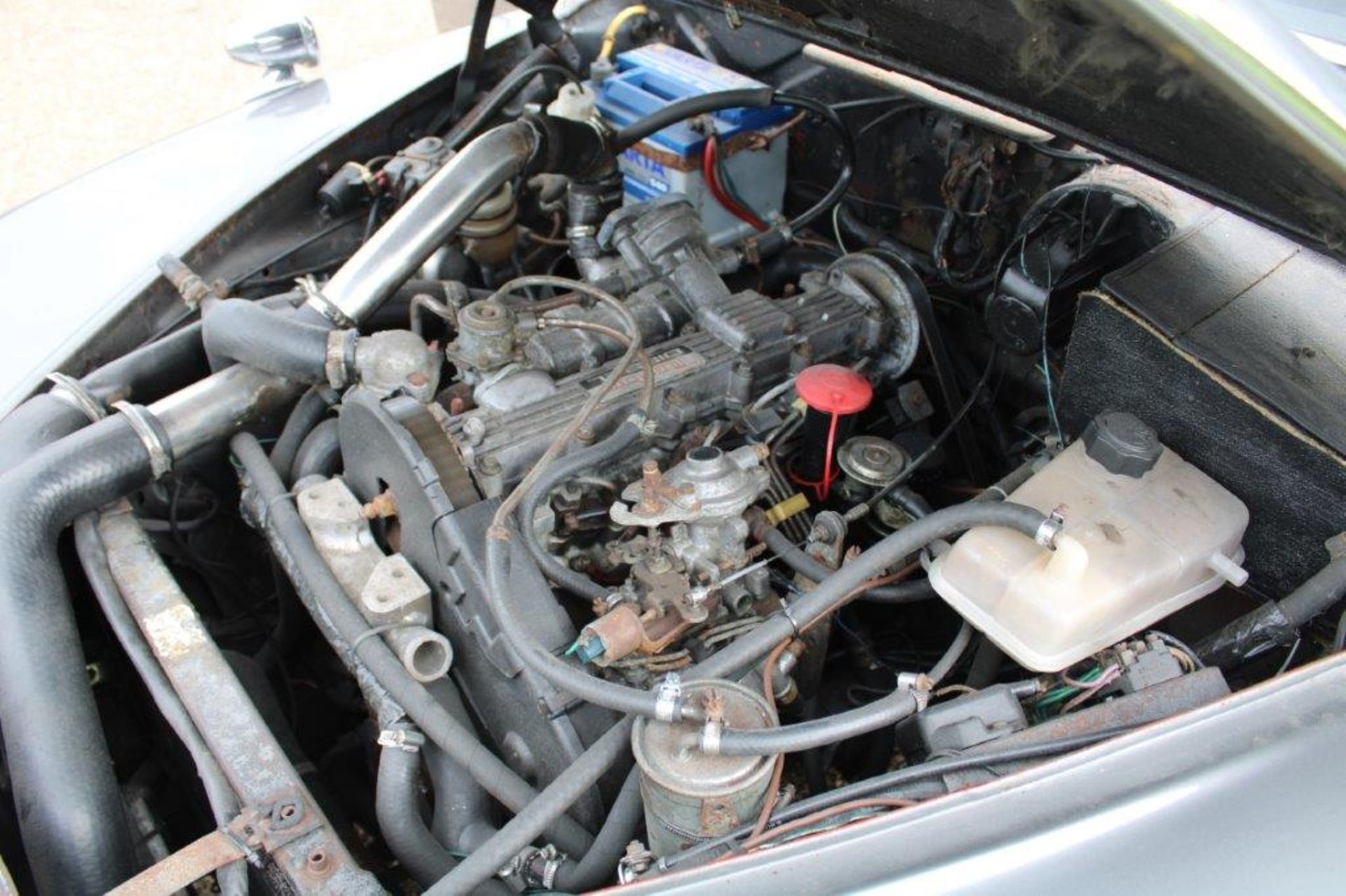 1969 Daimler 250 ManualFitted with 2.0 prima turbo diesel - Image 21 of 34