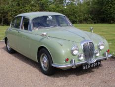 1968 Daimler V8 250 Auto