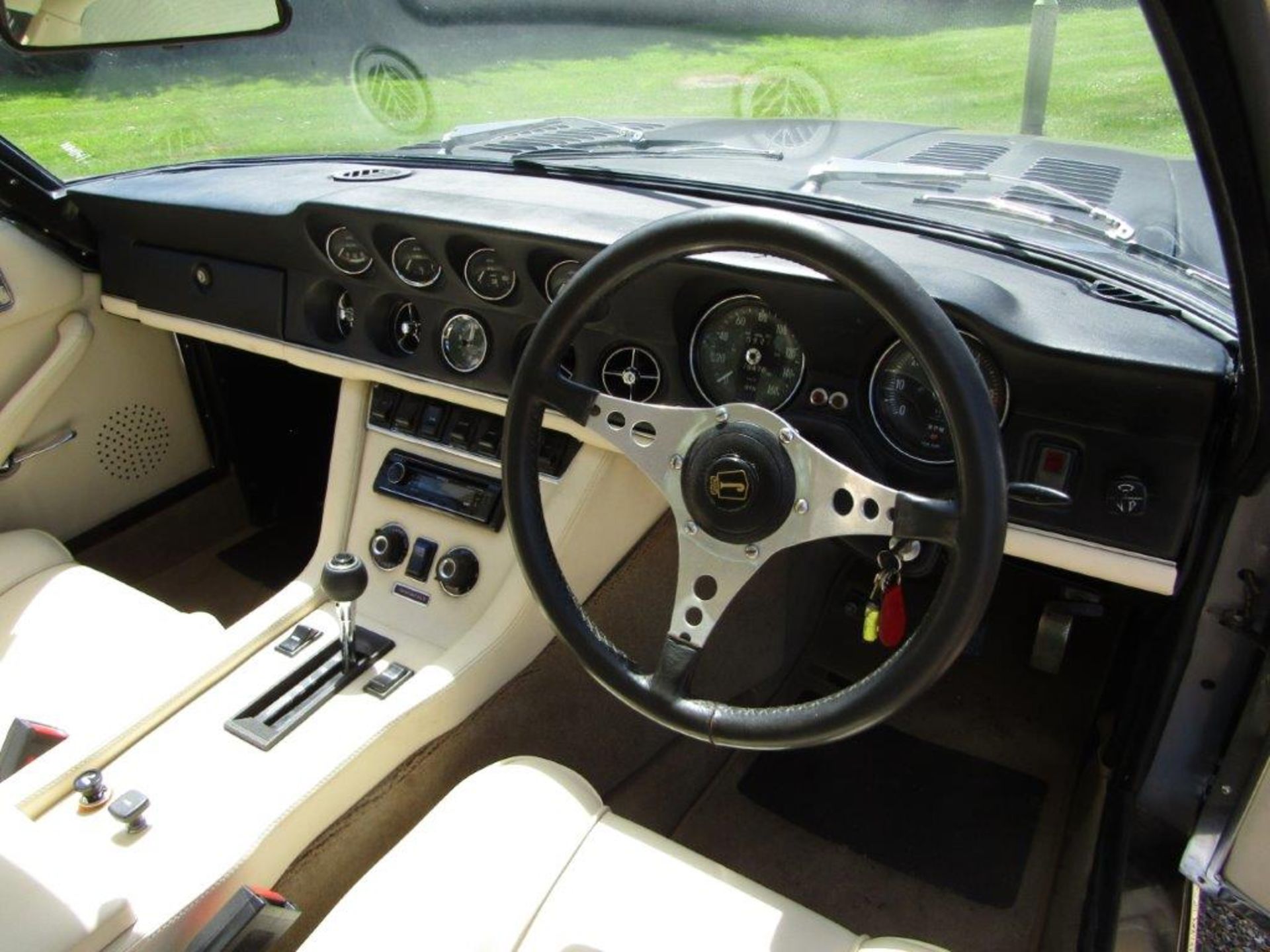 1975 Jensen Interceptor III Auto - Image 11 of 31