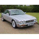 2000 Jaguar XJR 4.0 V8 Auto