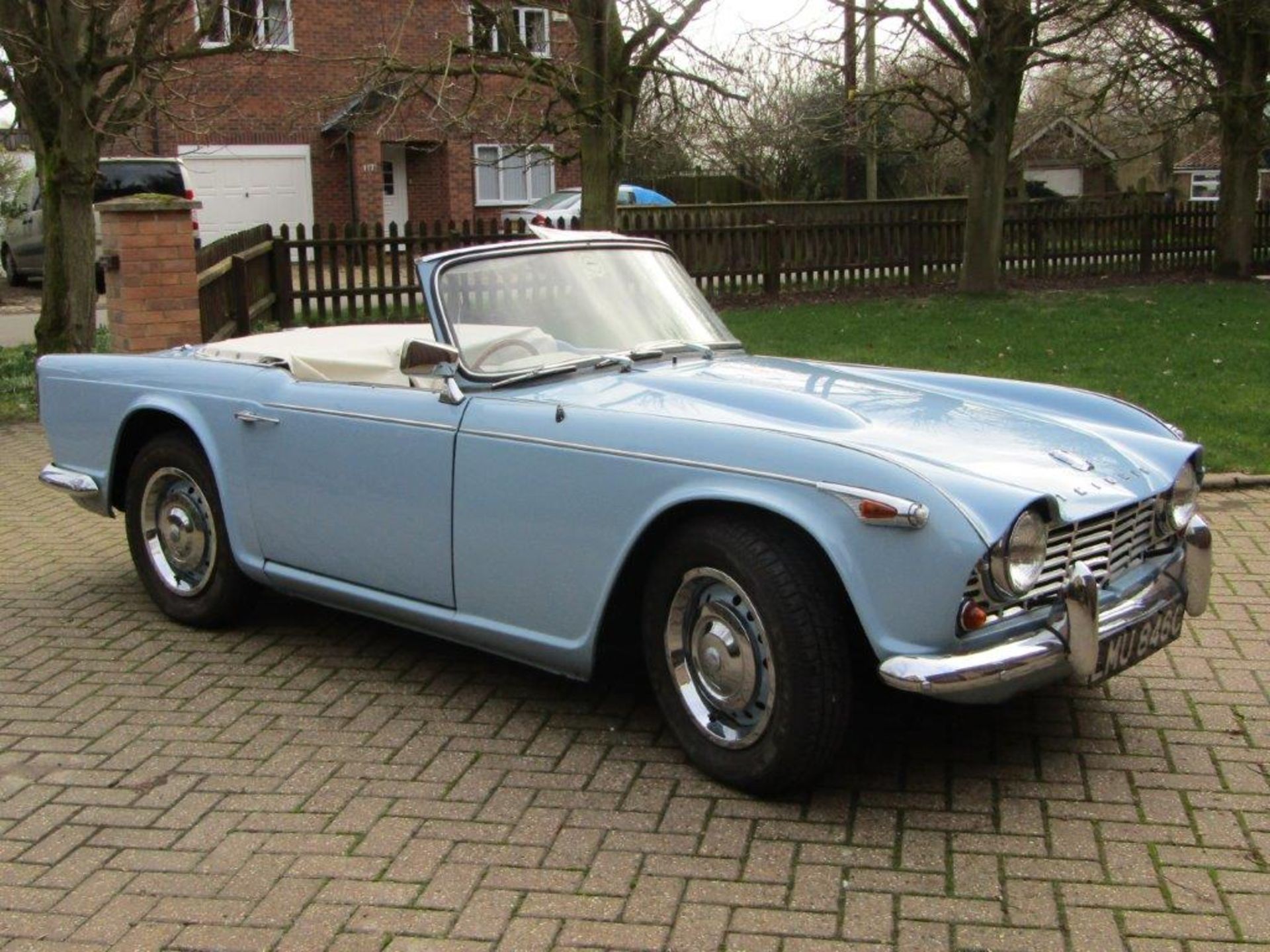 1965 Triumph TR4 - Image 3 of 17