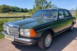 1982 Mercedes W123 230E Auto 2 owners from new