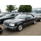 1994 Mercedes W124 E220Convertible Auto LHD