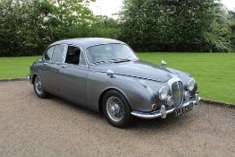 1969 Daimler 250 ManualFitted with 2.0 prima turbo diesel