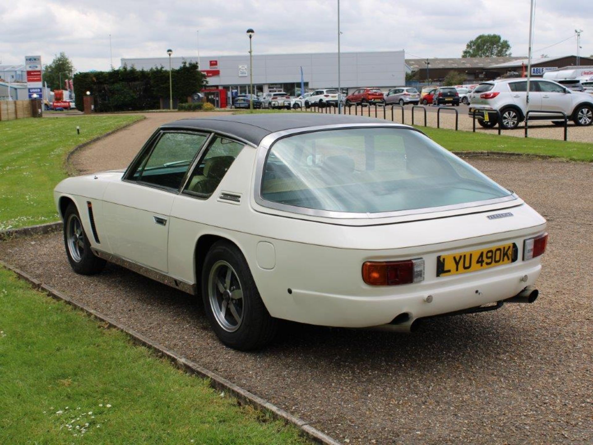 1972 Jensen Interceptor SP Auto - Image 4 of 32