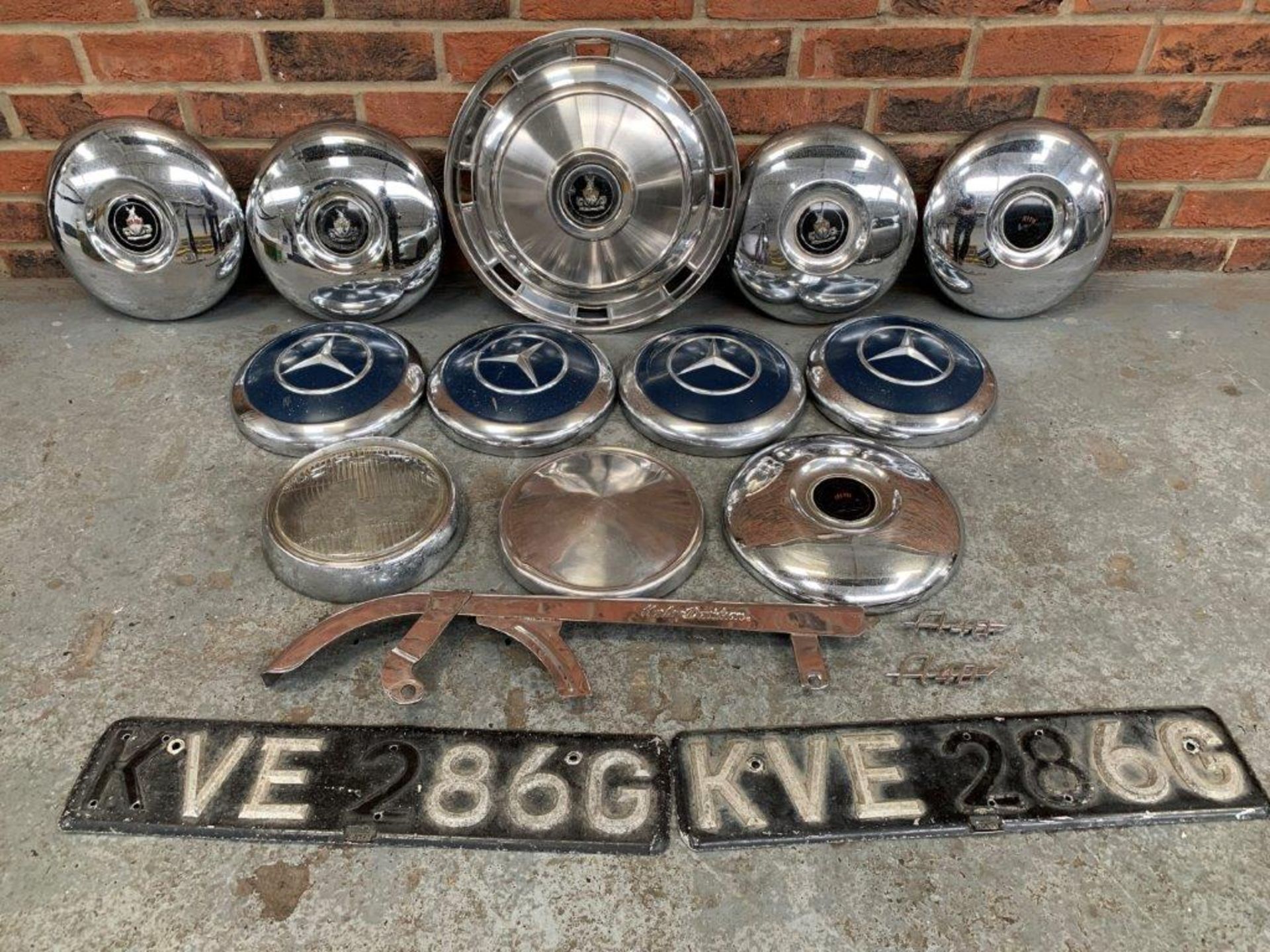 Mixed Lot Of Hub Caps< Number Plates Etc