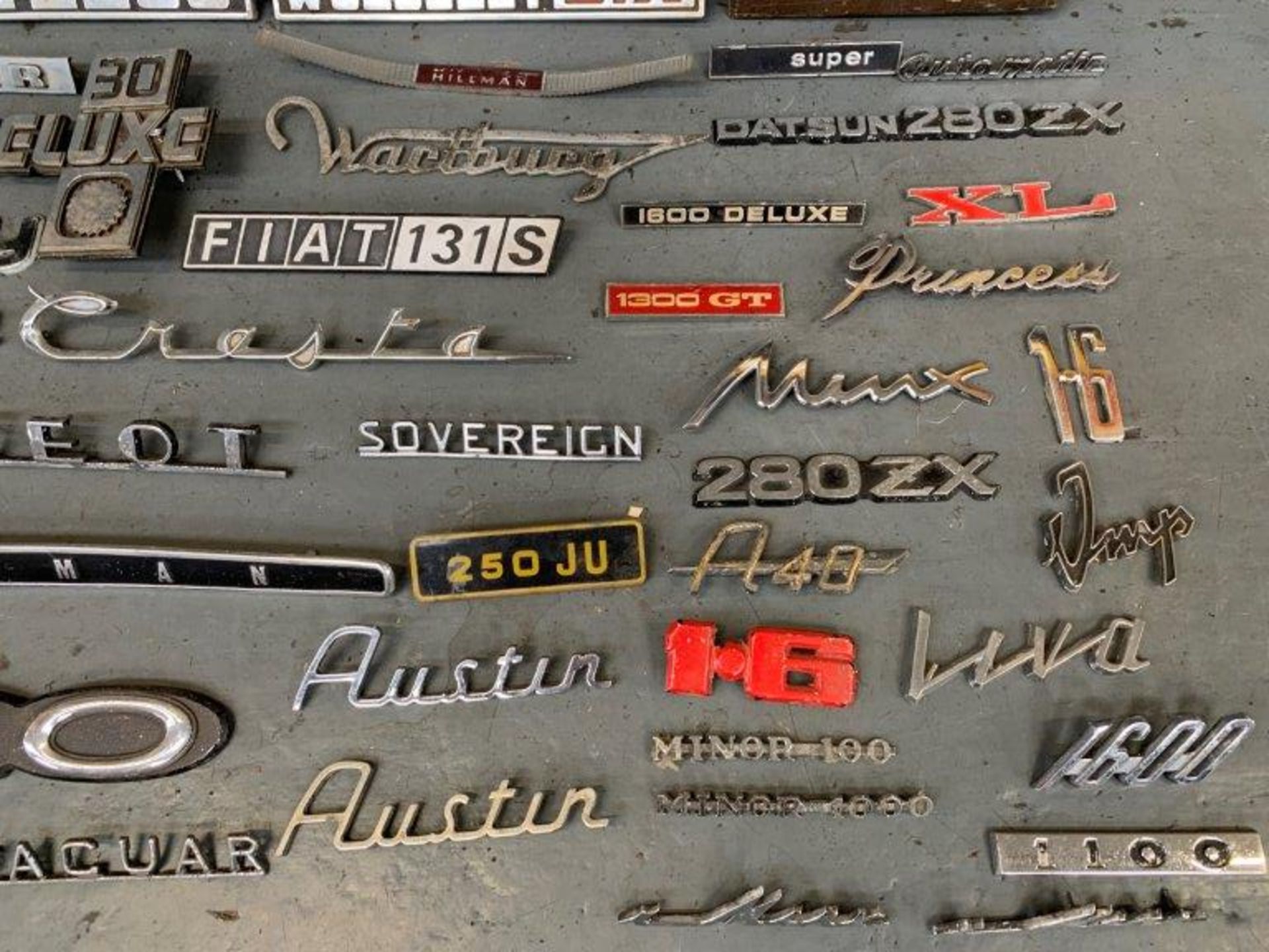 Box Of Assorted Car Badges - Image 4 of 5