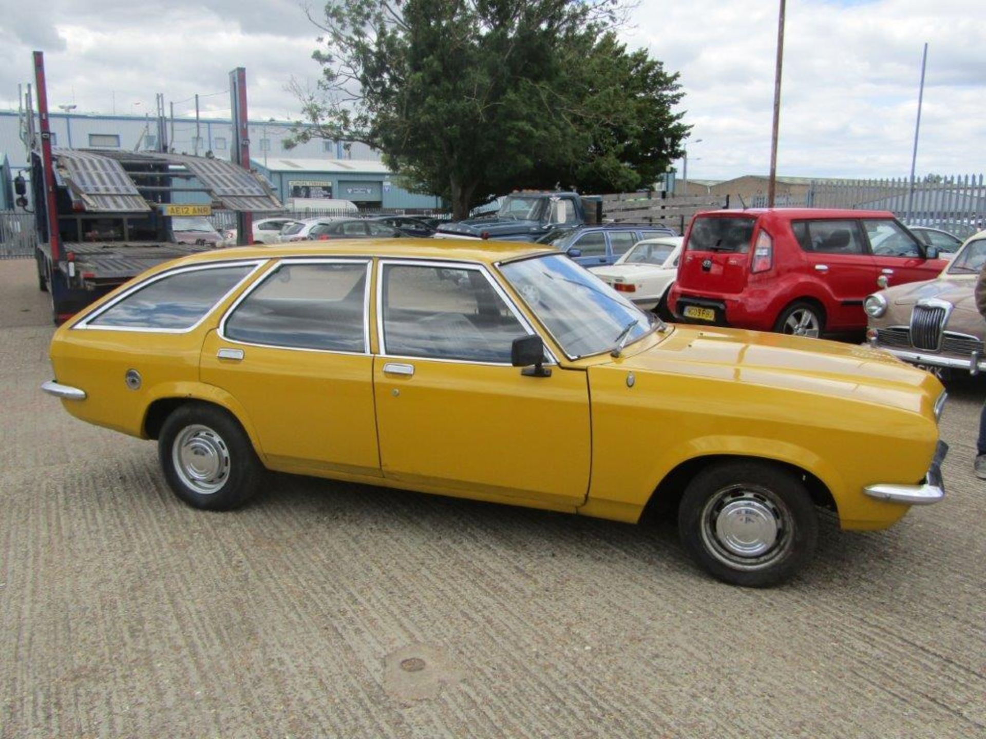 1978 Vauxhall VX 2300 Estate - Image 4 of 20
