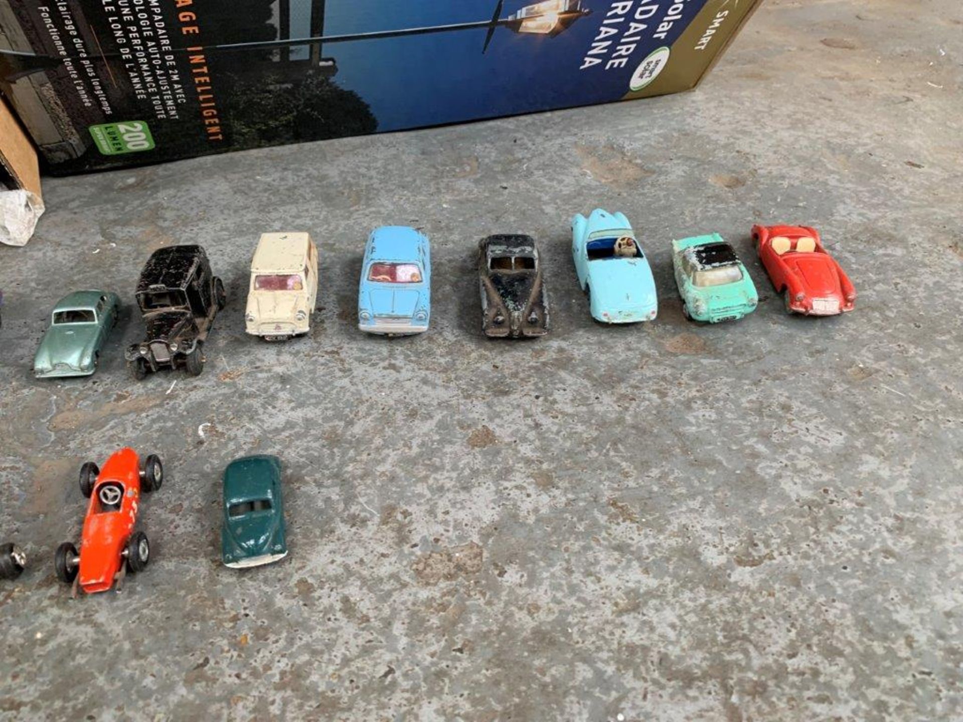 Large Quantity Of Play Worn Dinky, Corgi & Lesney Cars - Image 4 of 6