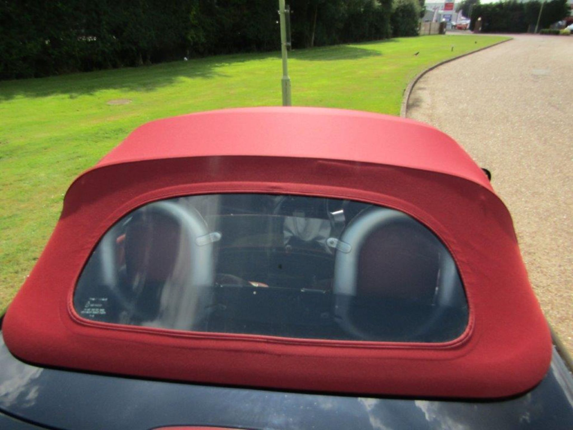 2005 Ford StreetKa Red - Image 19 of 20