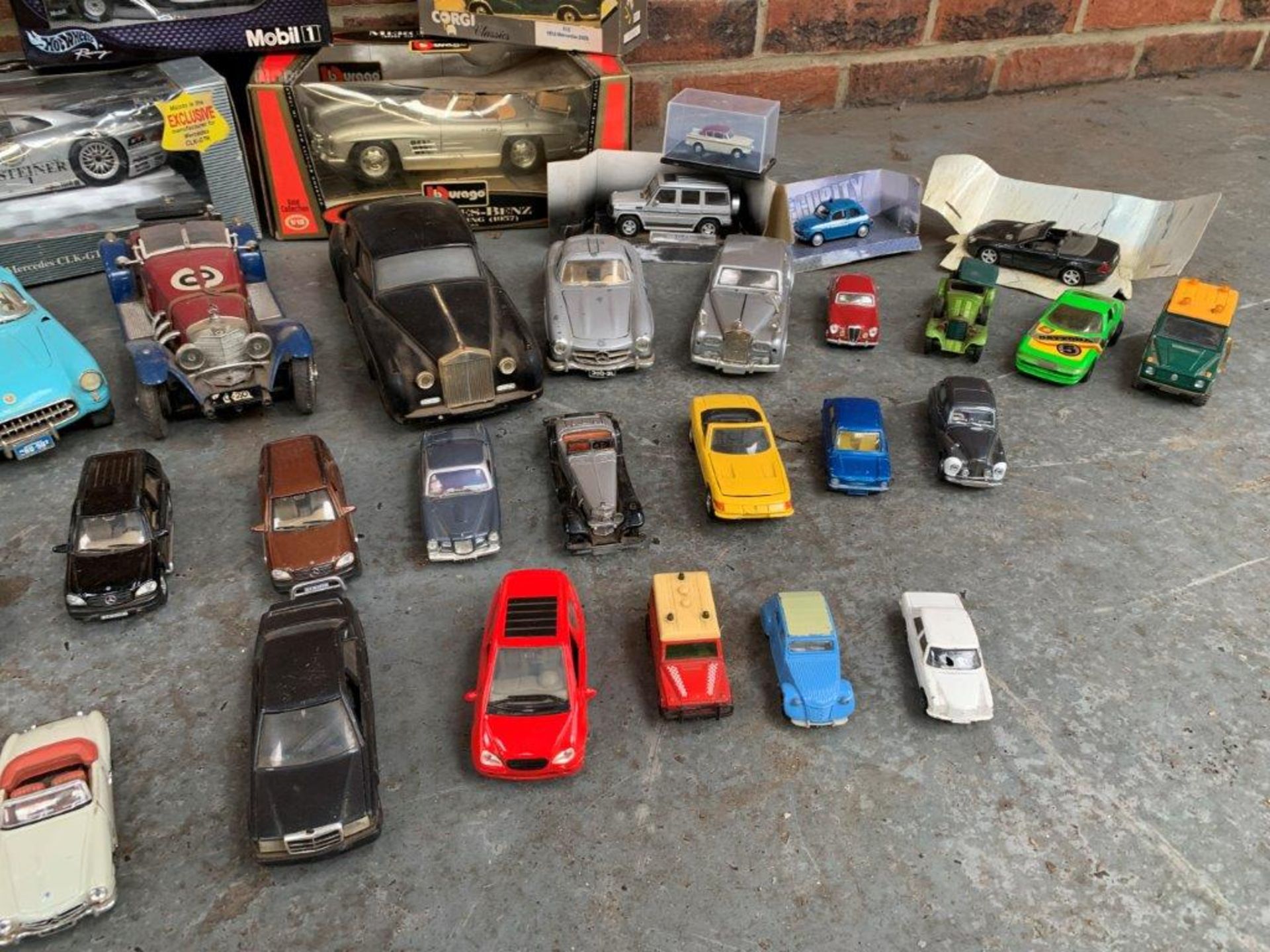 Quantity Of Boxed & Play Worn Model Cars - Image 3 of 6