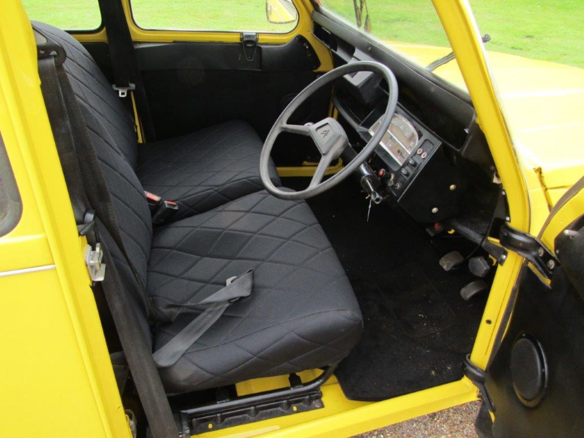 1982 Citroen 2 CV6 - Image 6 of 17