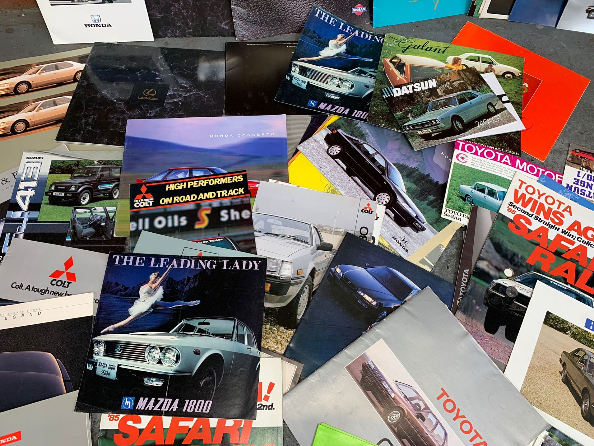 Large Quantity of Japanese Classic Car brochures - Image 4 of 4