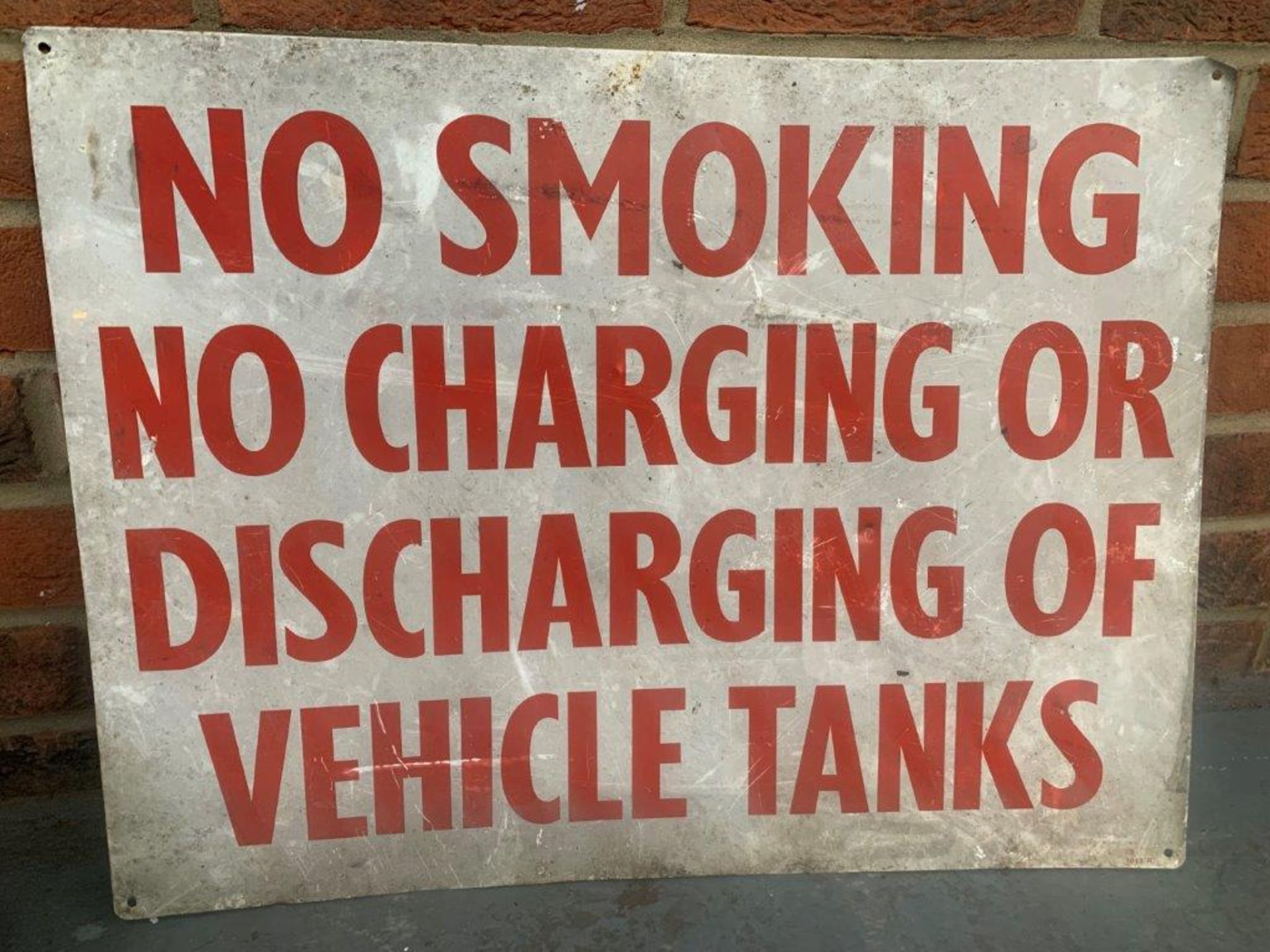 Mixed Lot Warning Sign, Castrol & Duckhams Oil Cans - Image 4 of 4