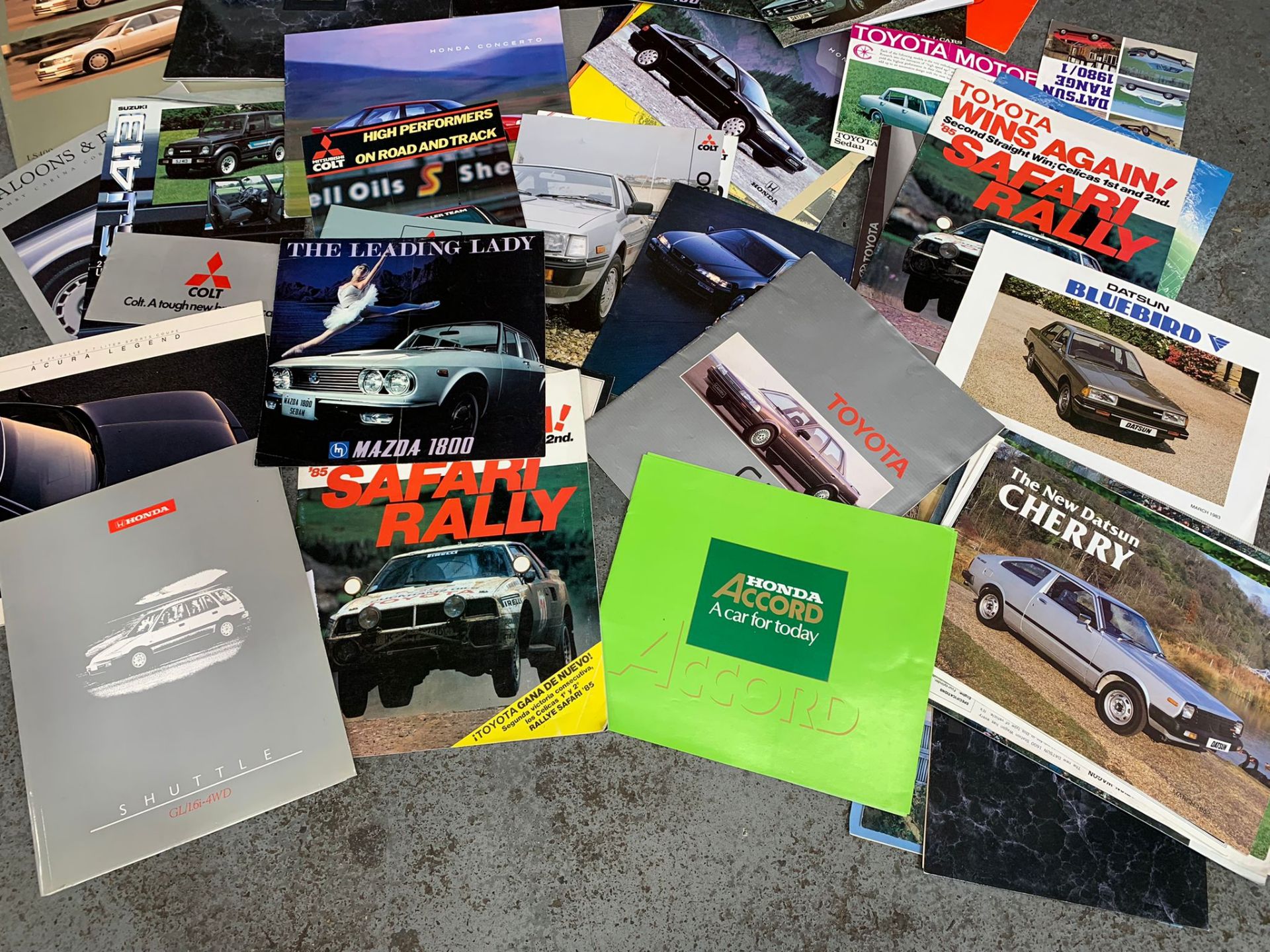 Large Quantity of Japanese Classic Car brochures - Image 3 of 4