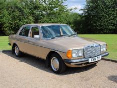 1982 Mercedes W123 230 E Auto