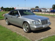 1994 Mercedes-Benz W124 E220 Convertible Auto