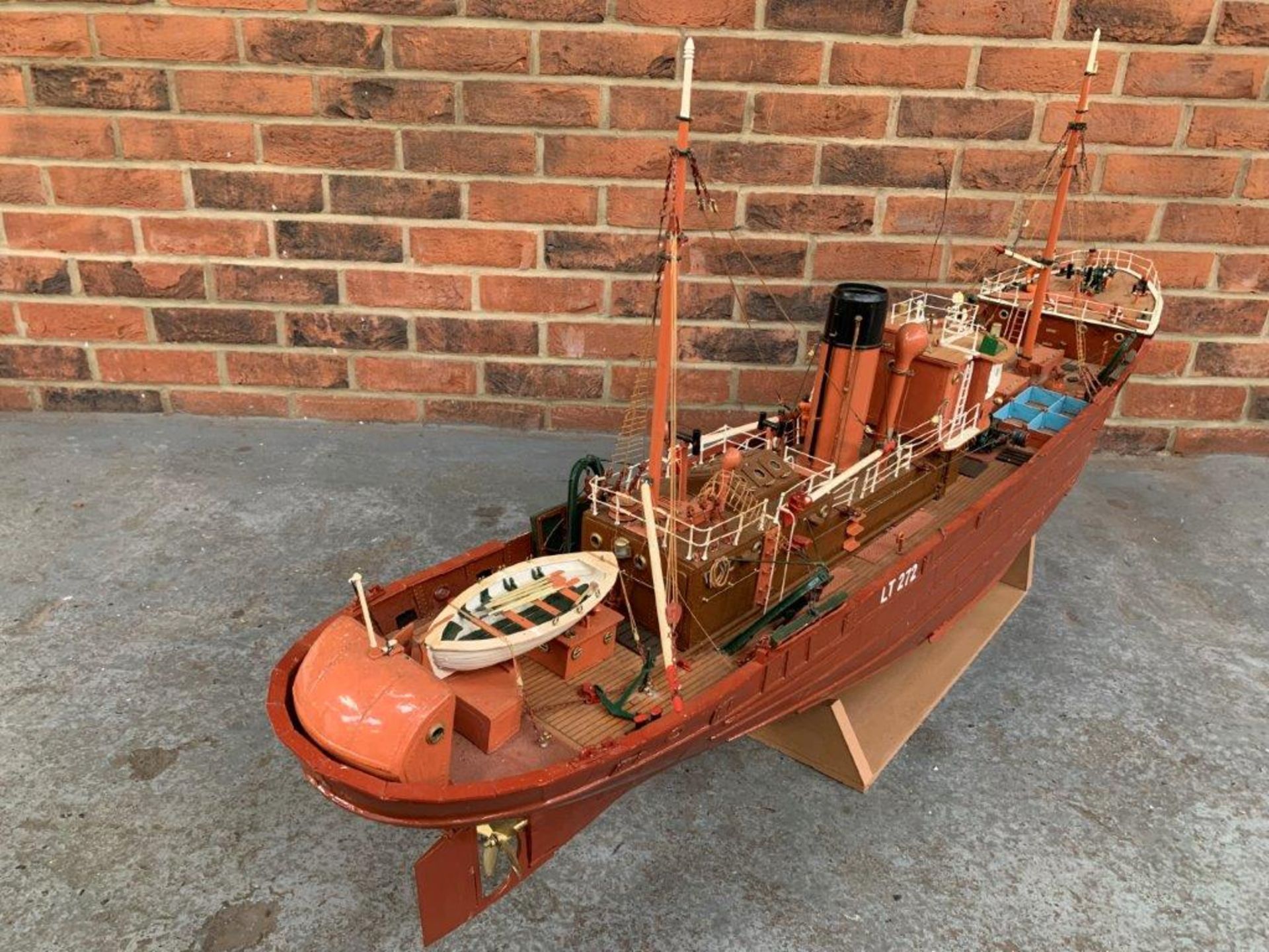 Boston Typhon, Large Wooden Model Boat - Image 4 of 4