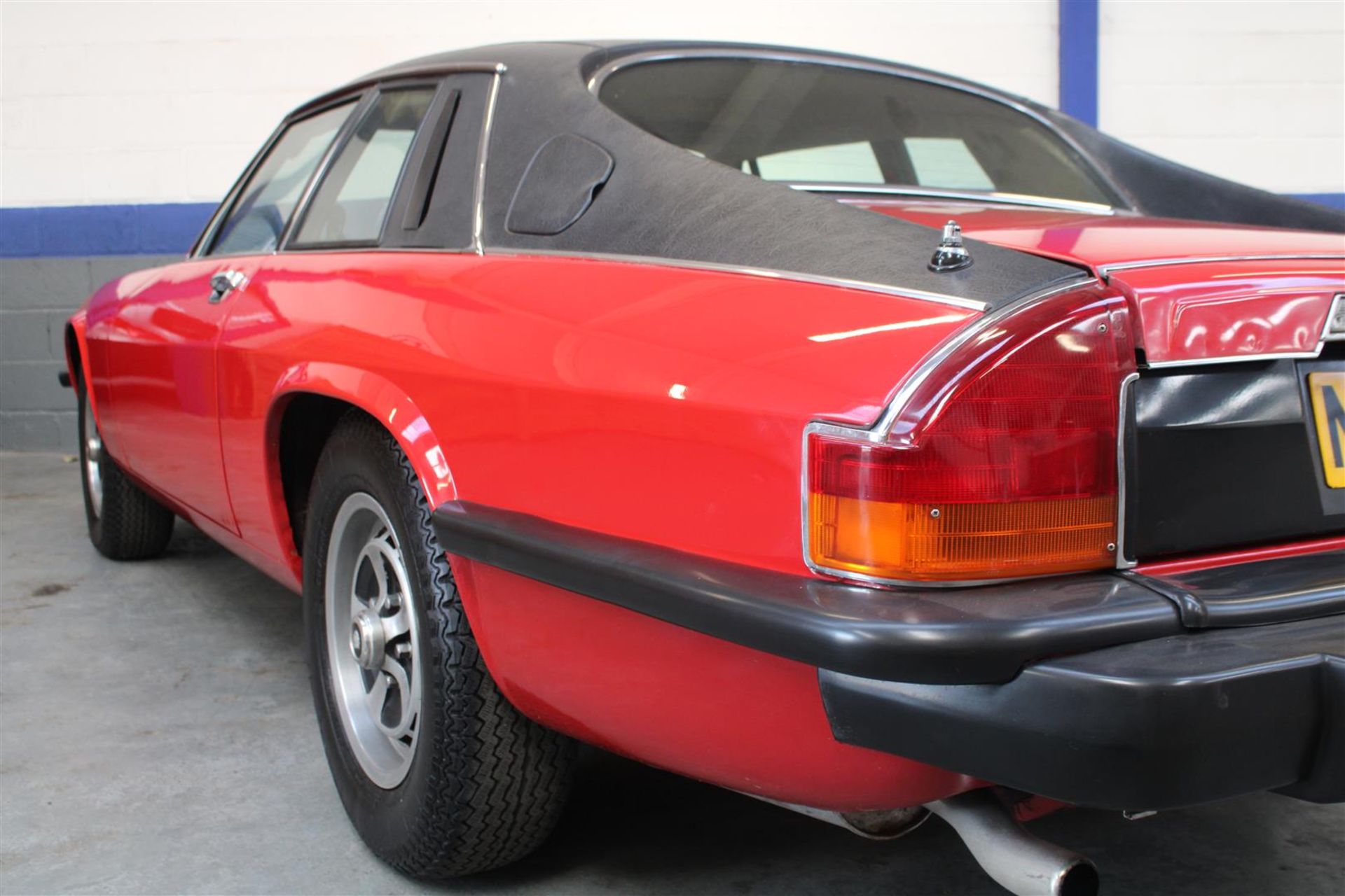 1976 Jaguar XJ-S 5.3 V12 Coupe Auto 29,030 miles from new - Image 21 of 23